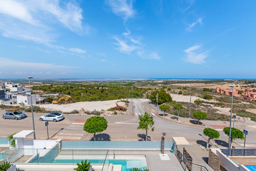 Resale - Villa -
San Miguel - San Miguel de Salinas