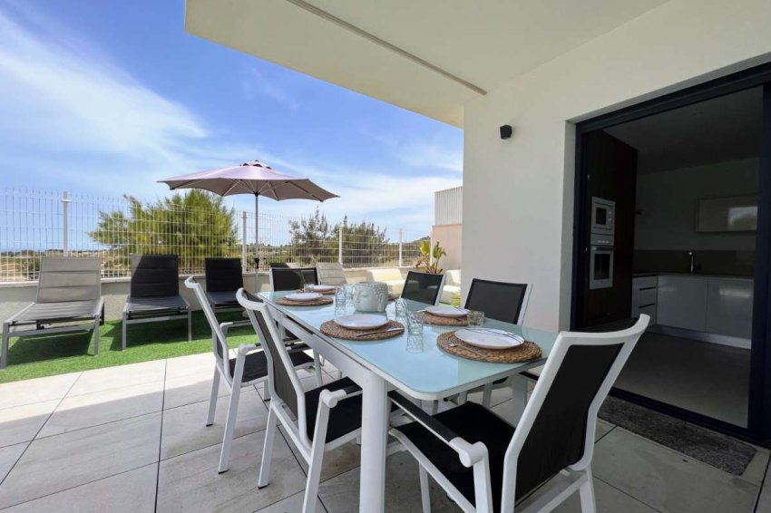 Resale - Villa -
San Miguel - San Miguel de Salinas