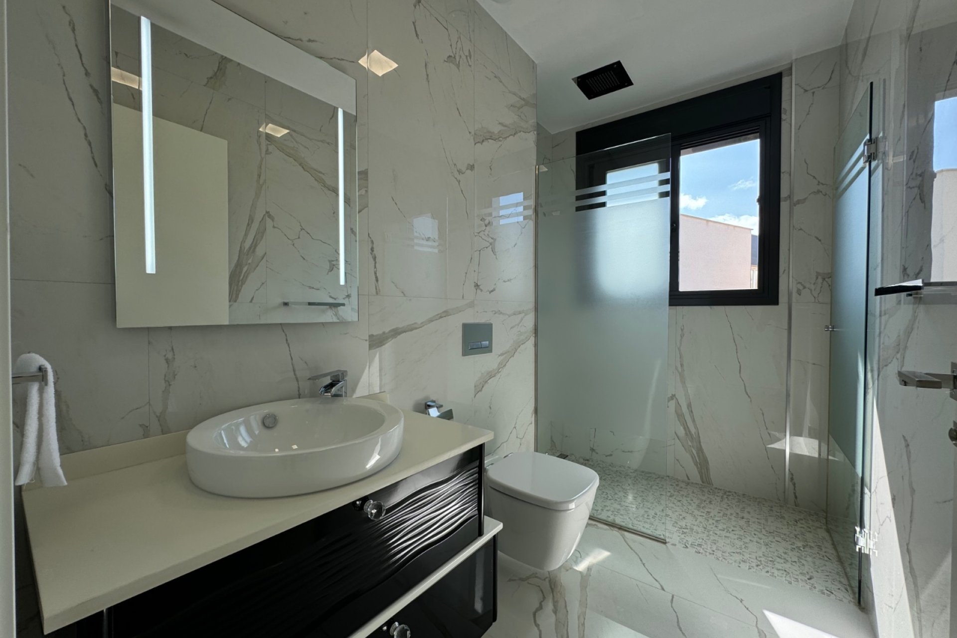 Resale - Villa -
San Miguel - San Miguel Salinas