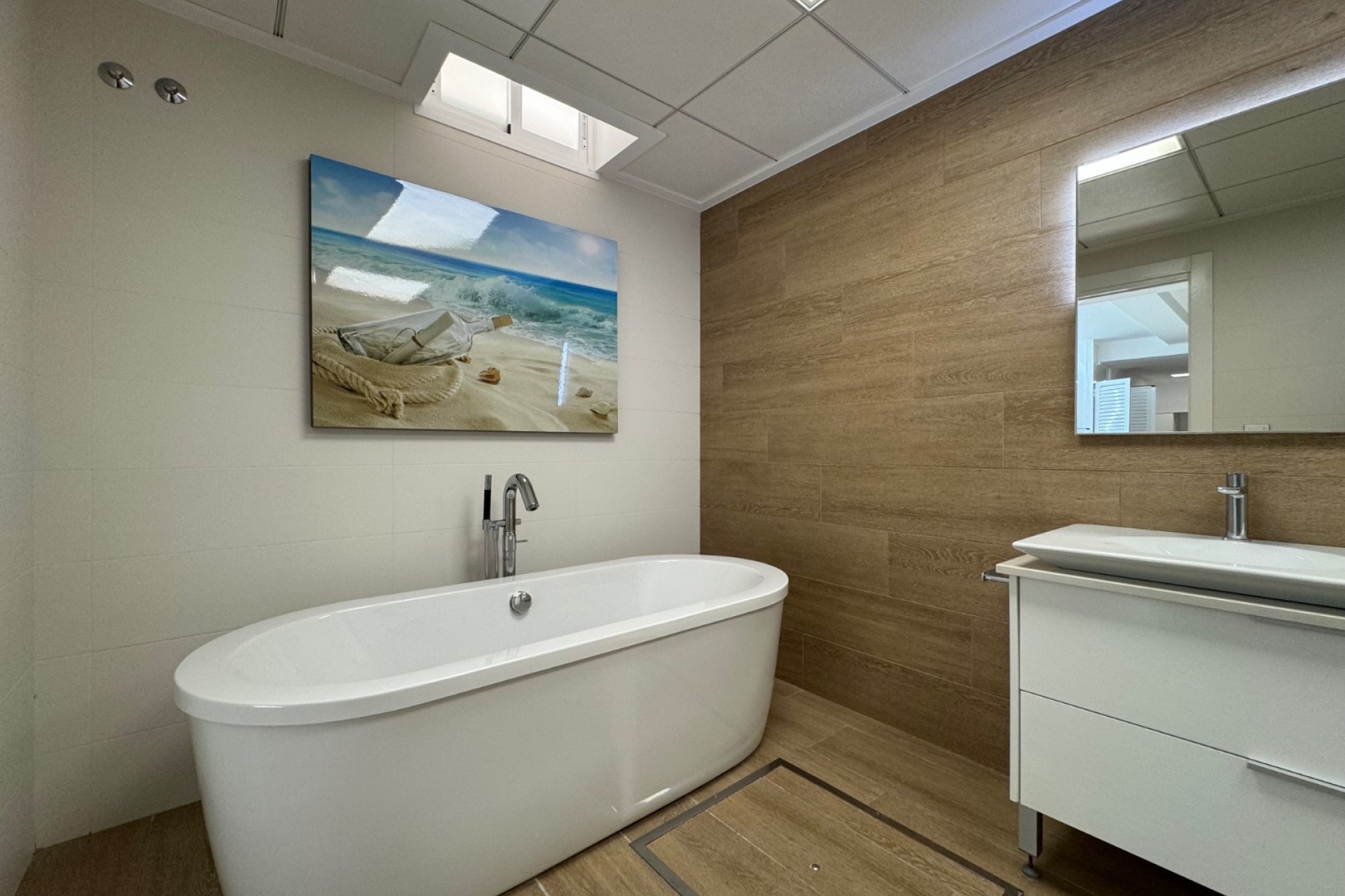 Resale - Villa -
San Miguel - San Miguel Salinas