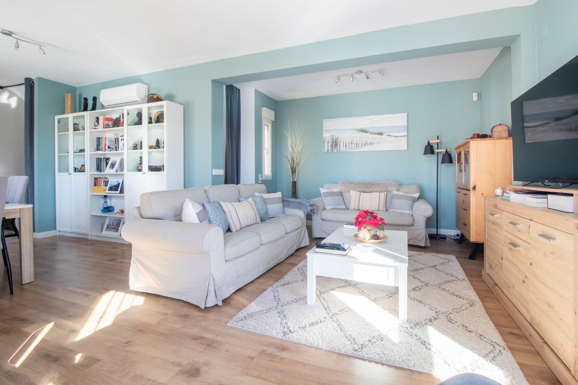 Resale - Villa -
San Miguel - Villamartín