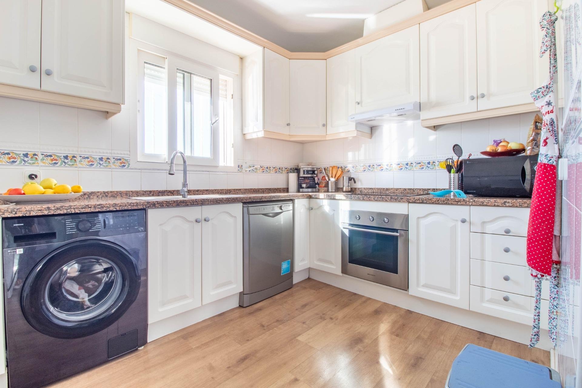 Resale - Villa -
San Miguel - Villamartín