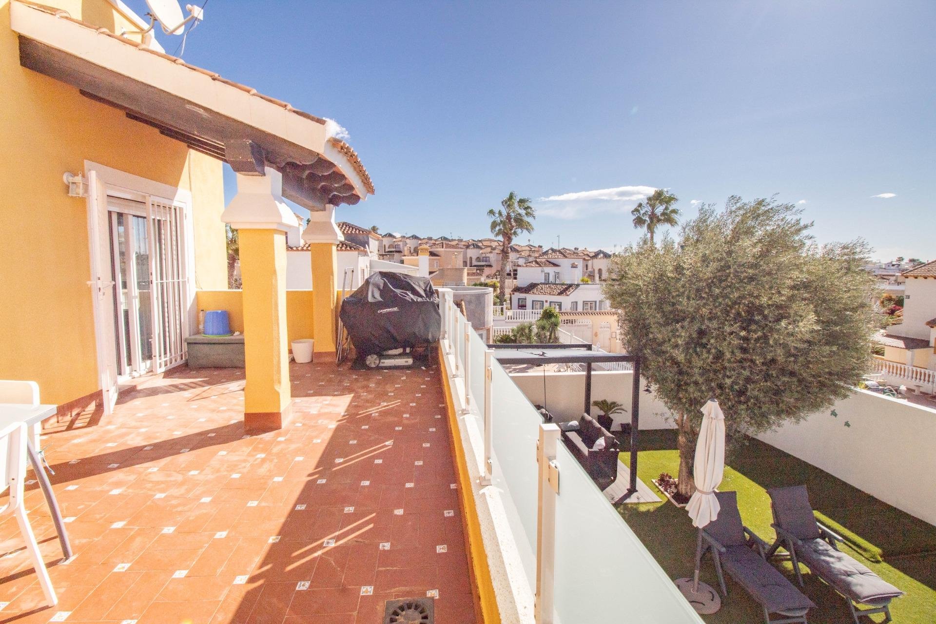 Resale - Villa -
San Miguel - Villamartín