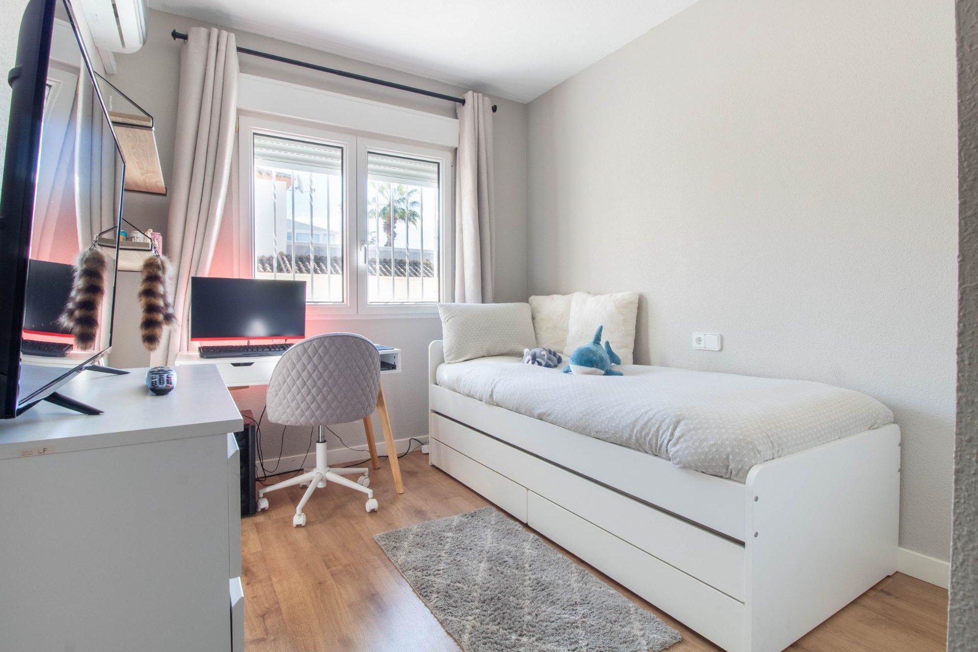 Resale - Villa -
San Miguel - Villamartín