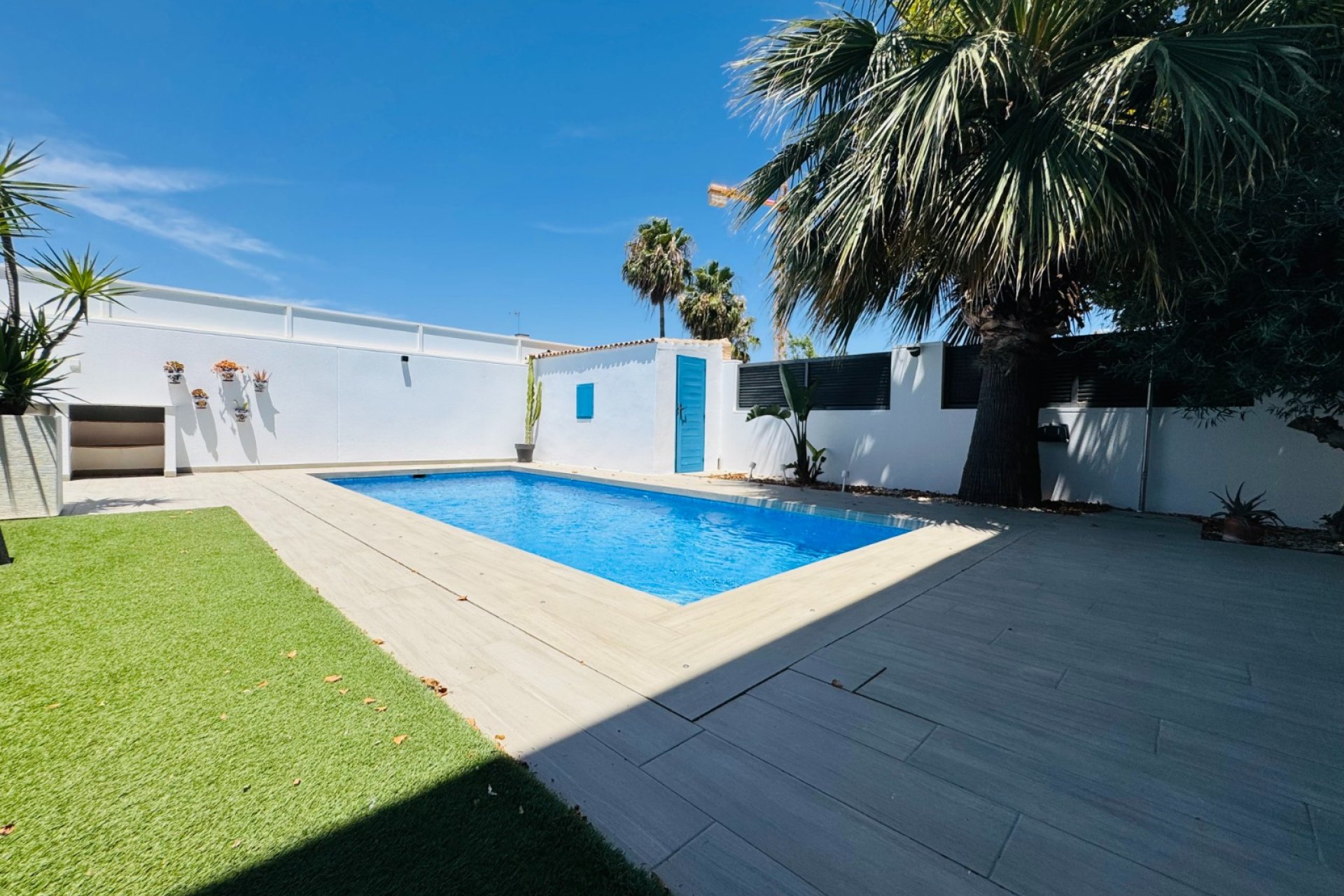 Resale - Villa -
San Pedro del Pinatar - Lo pagan