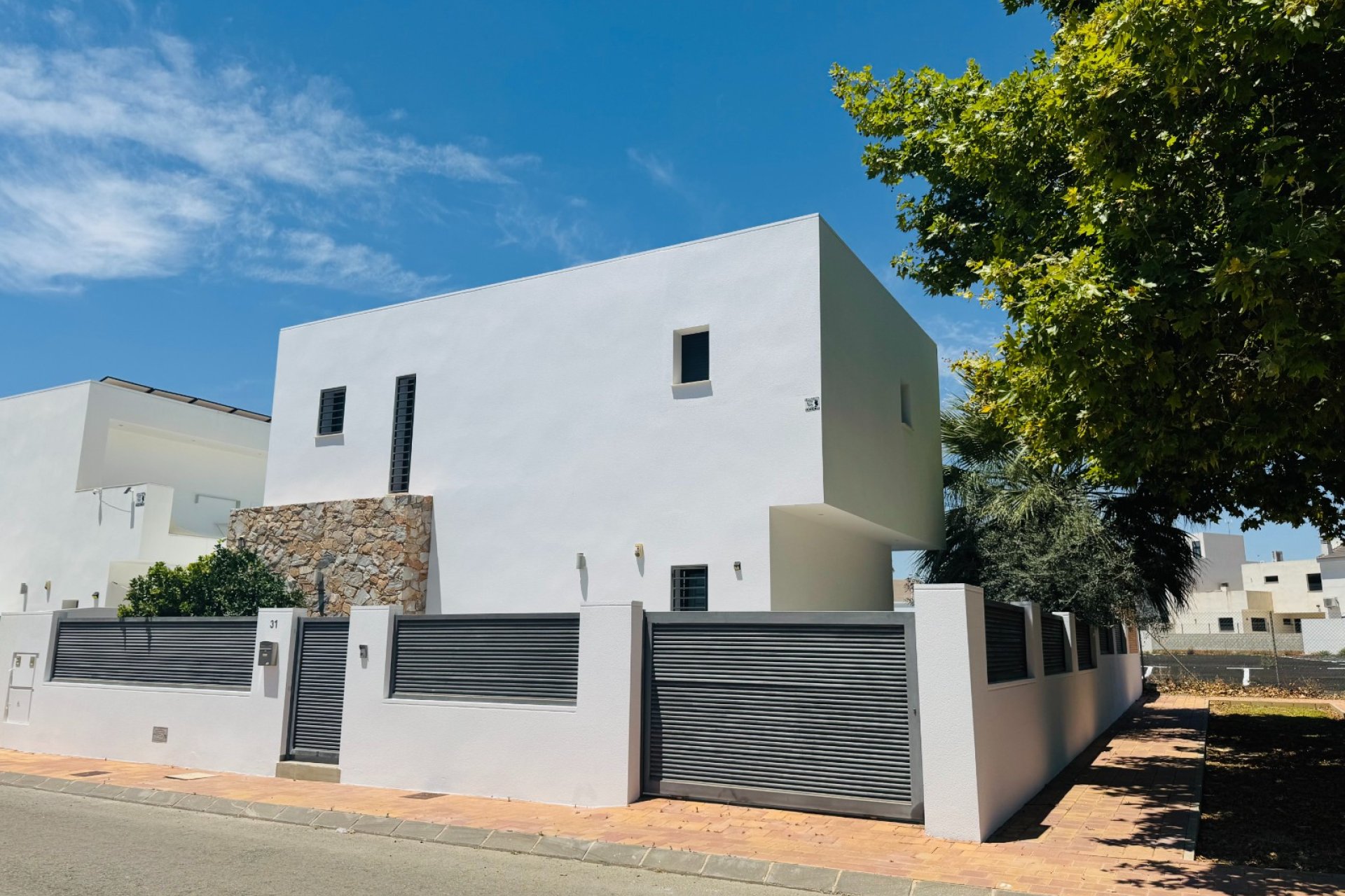 Resale - Villa -
San Pedro del Pinatar - Lo pagan