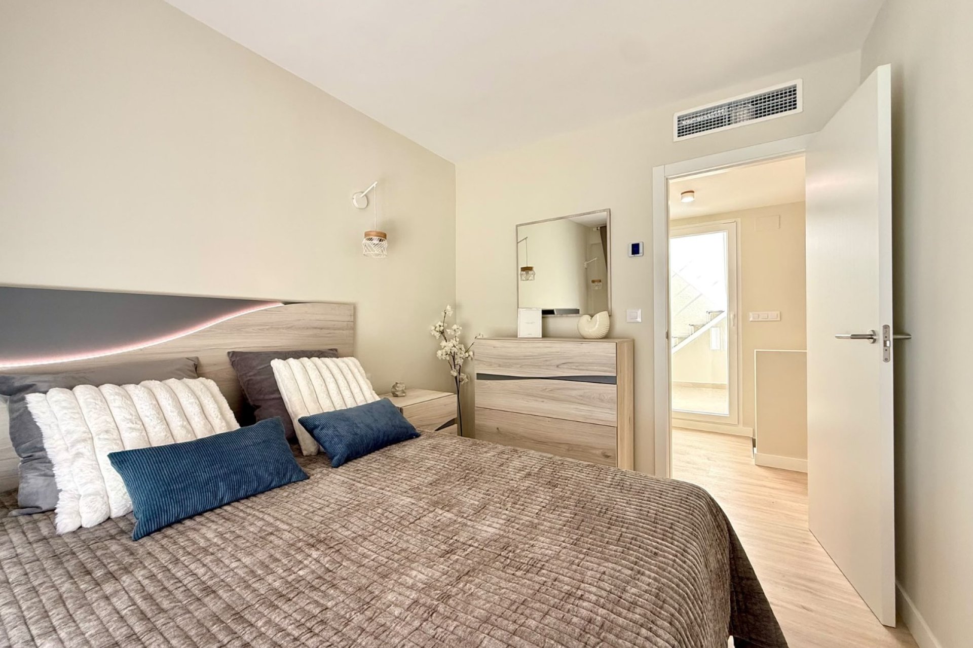 Resale - Villa -
San Pedro del Pinatar - Lo Pagan