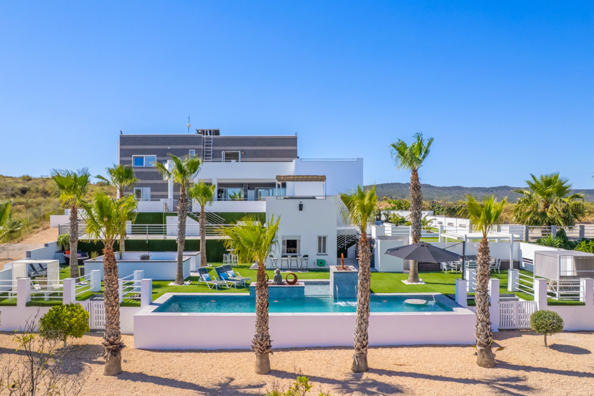 Resale - Villa -
Torremendo