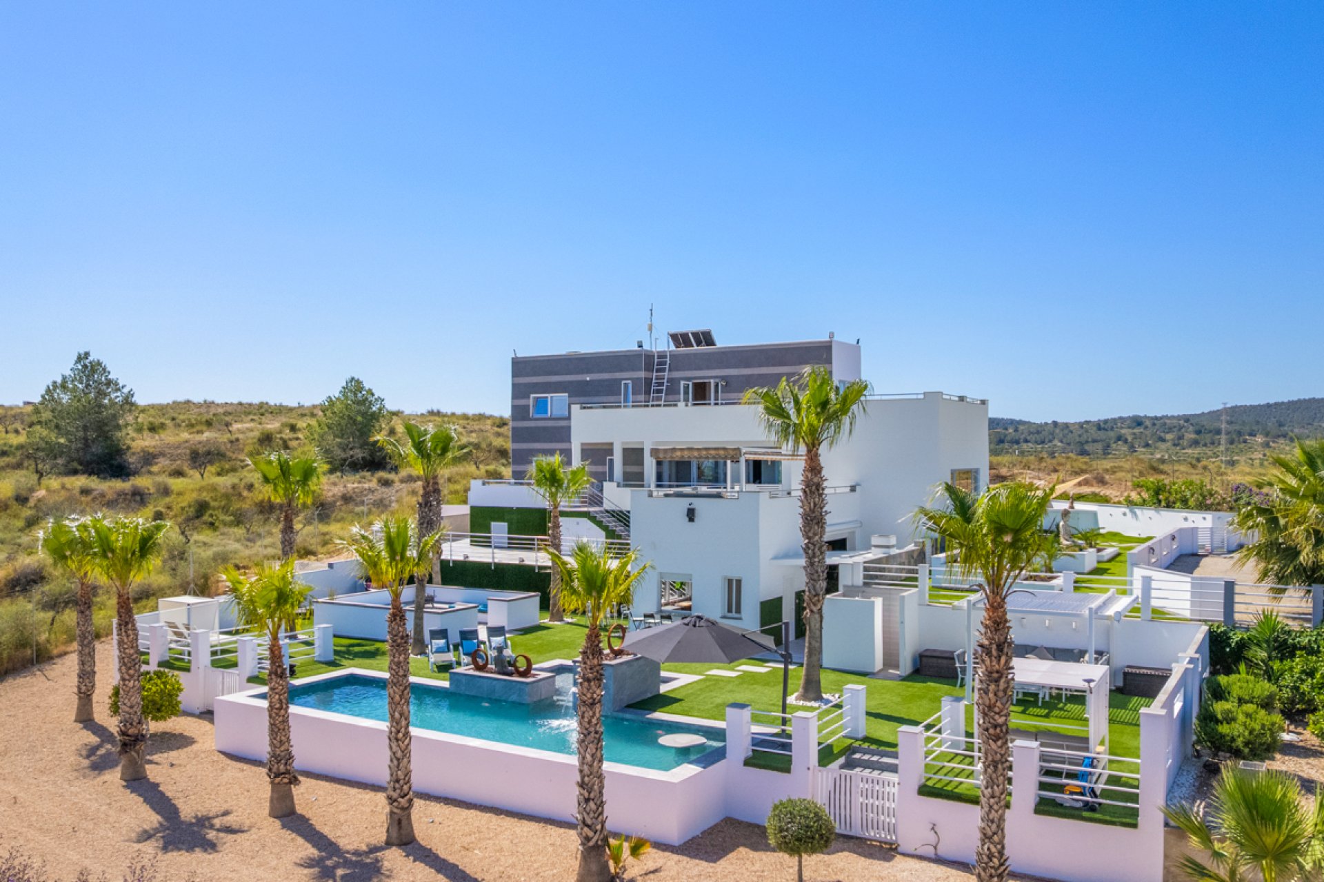 Resale - Villa -
Torremendo