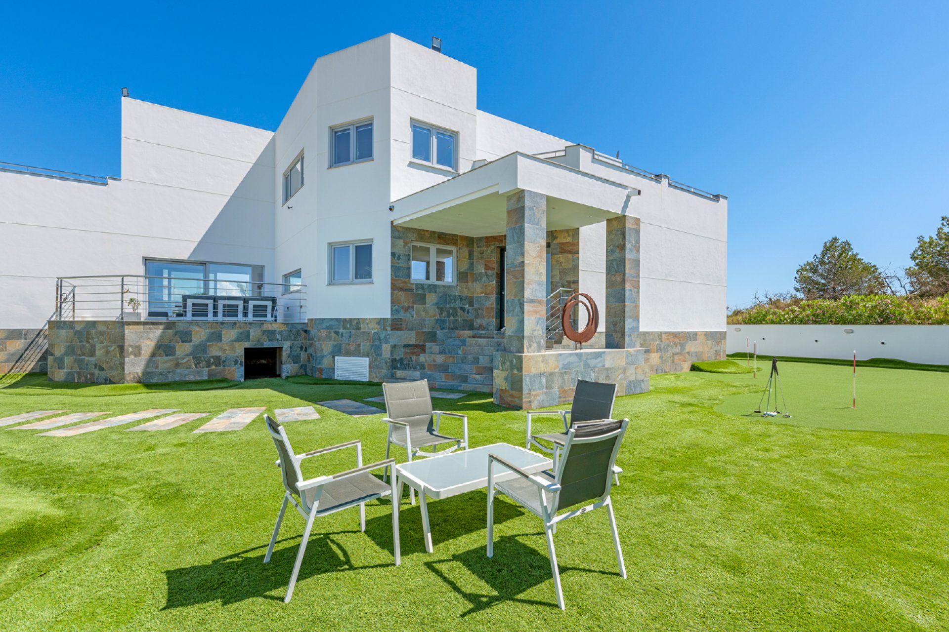 Resale - Villa -
Torremendo