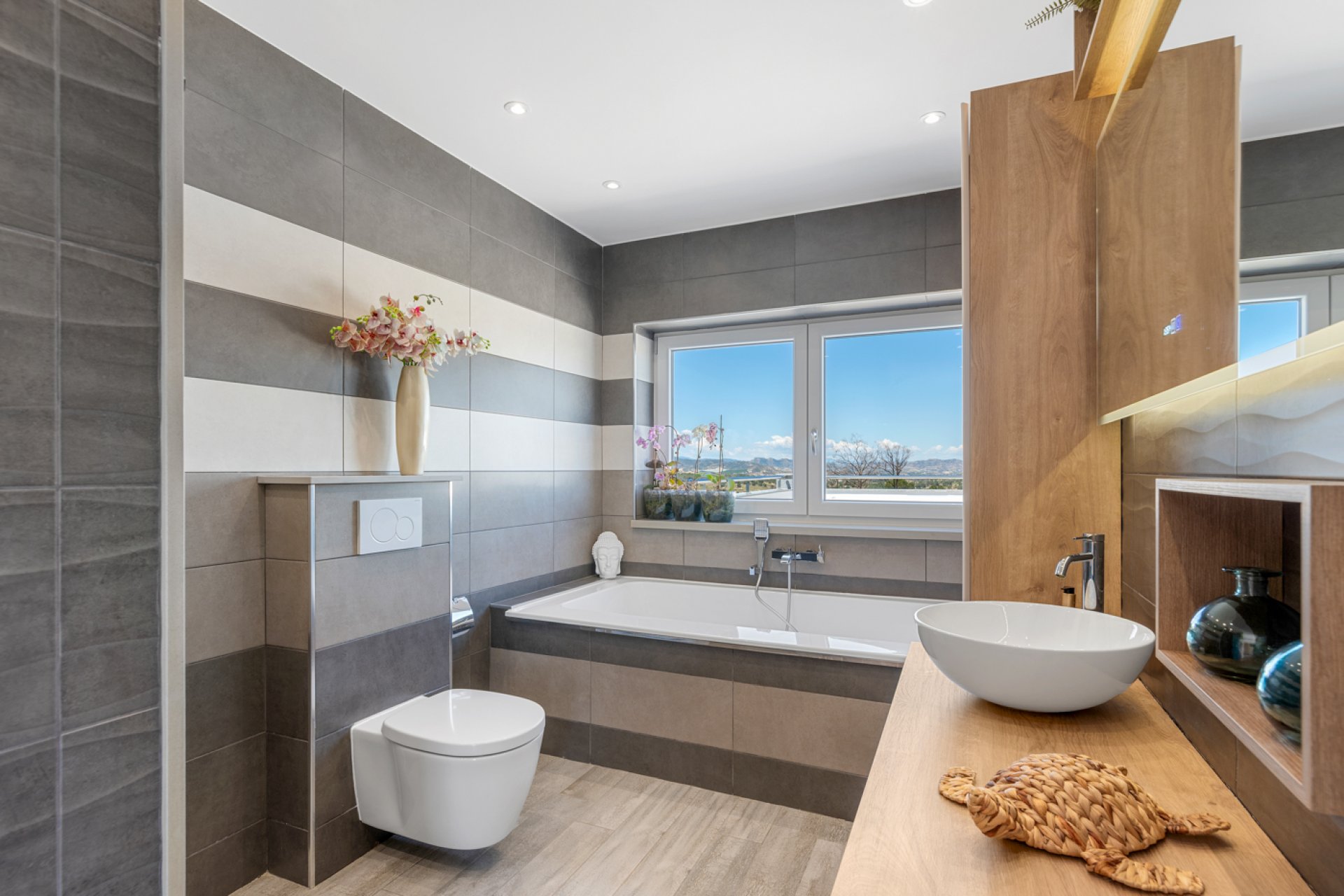 Resale - Villa -
Torremendo