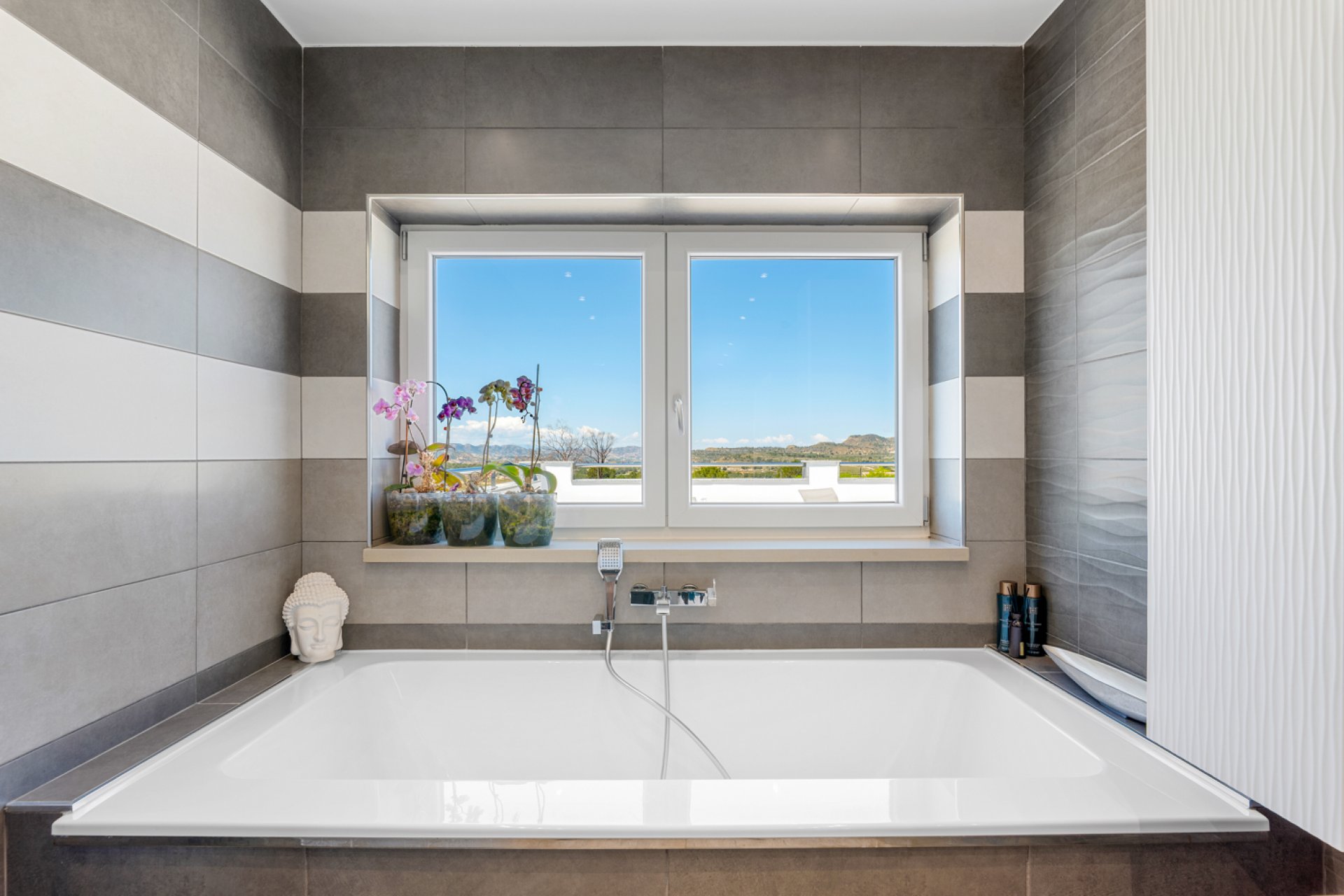 Resale - Villa -
Torremendo