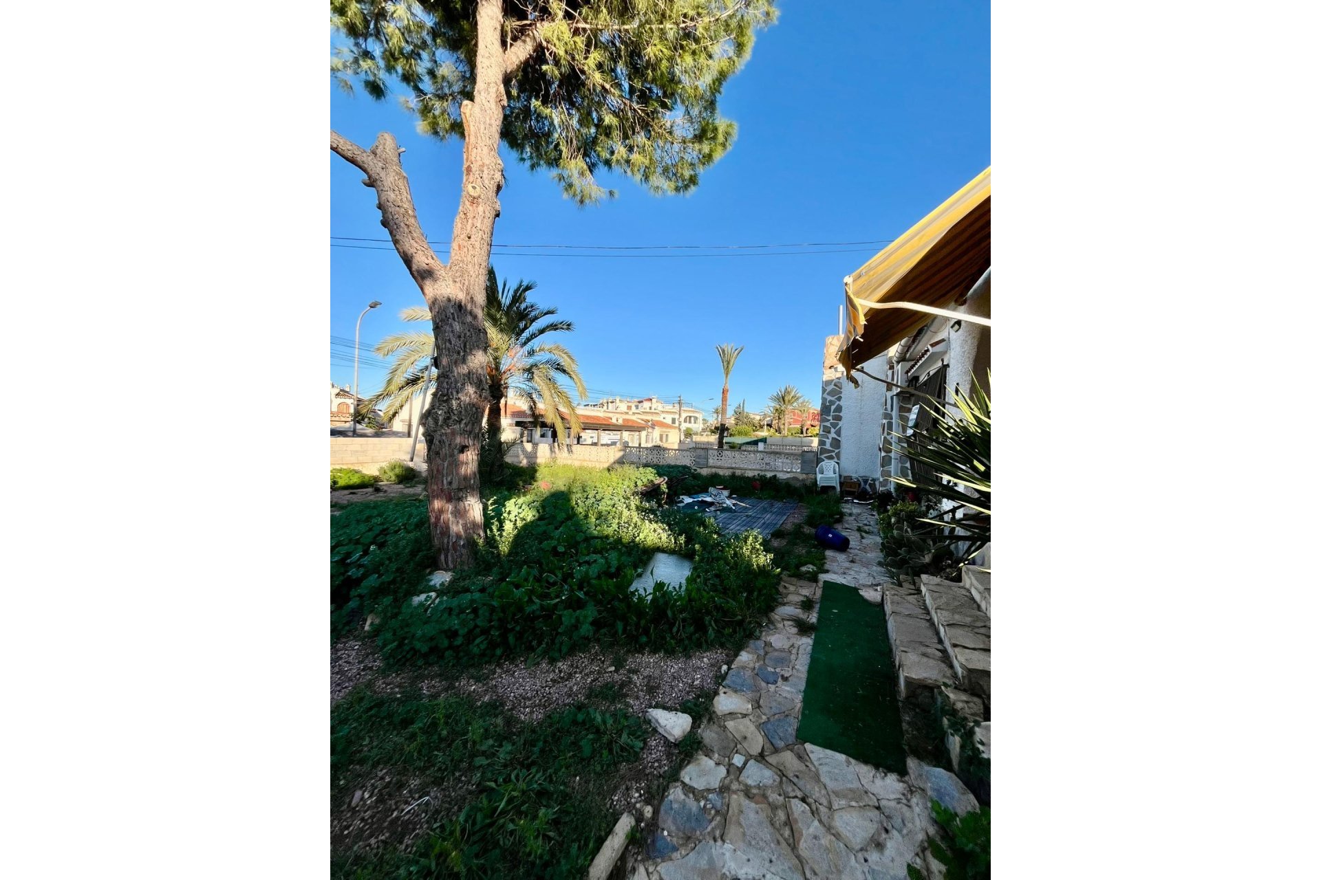 Resale - Villa -
Torrevieja - Aguas Nuevas