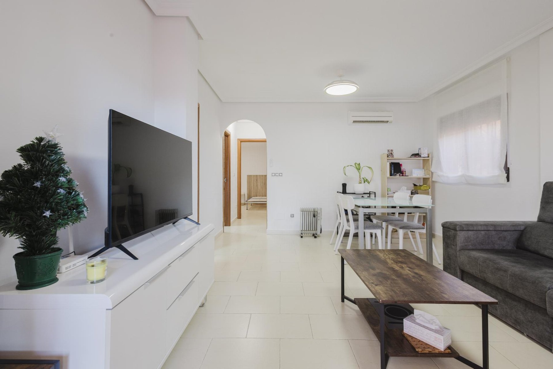 Resale - Villa -
Torrevieja - Aguas Nuevas