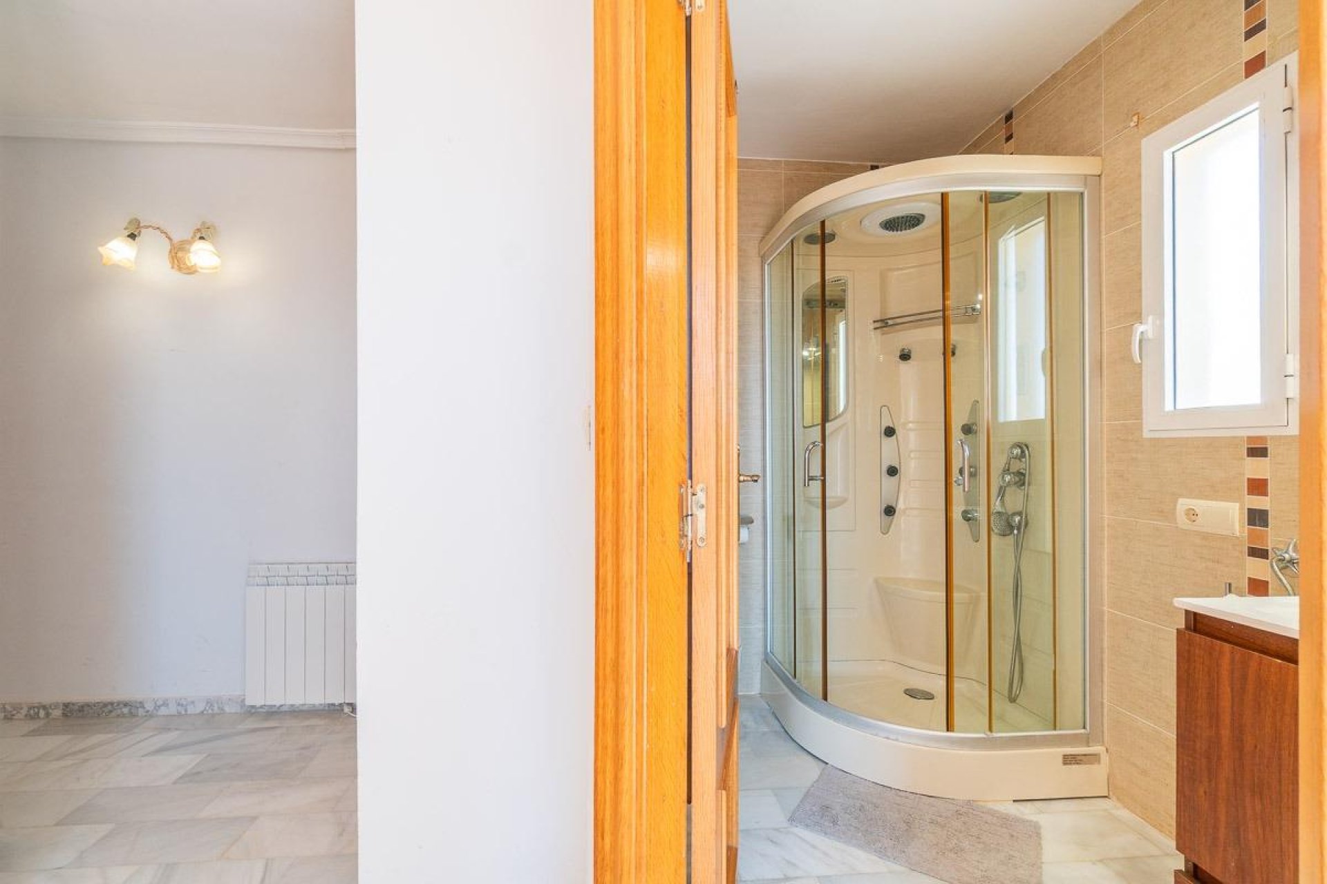 Resale - Villa -
Torrevieja - Cala de cabo cervera