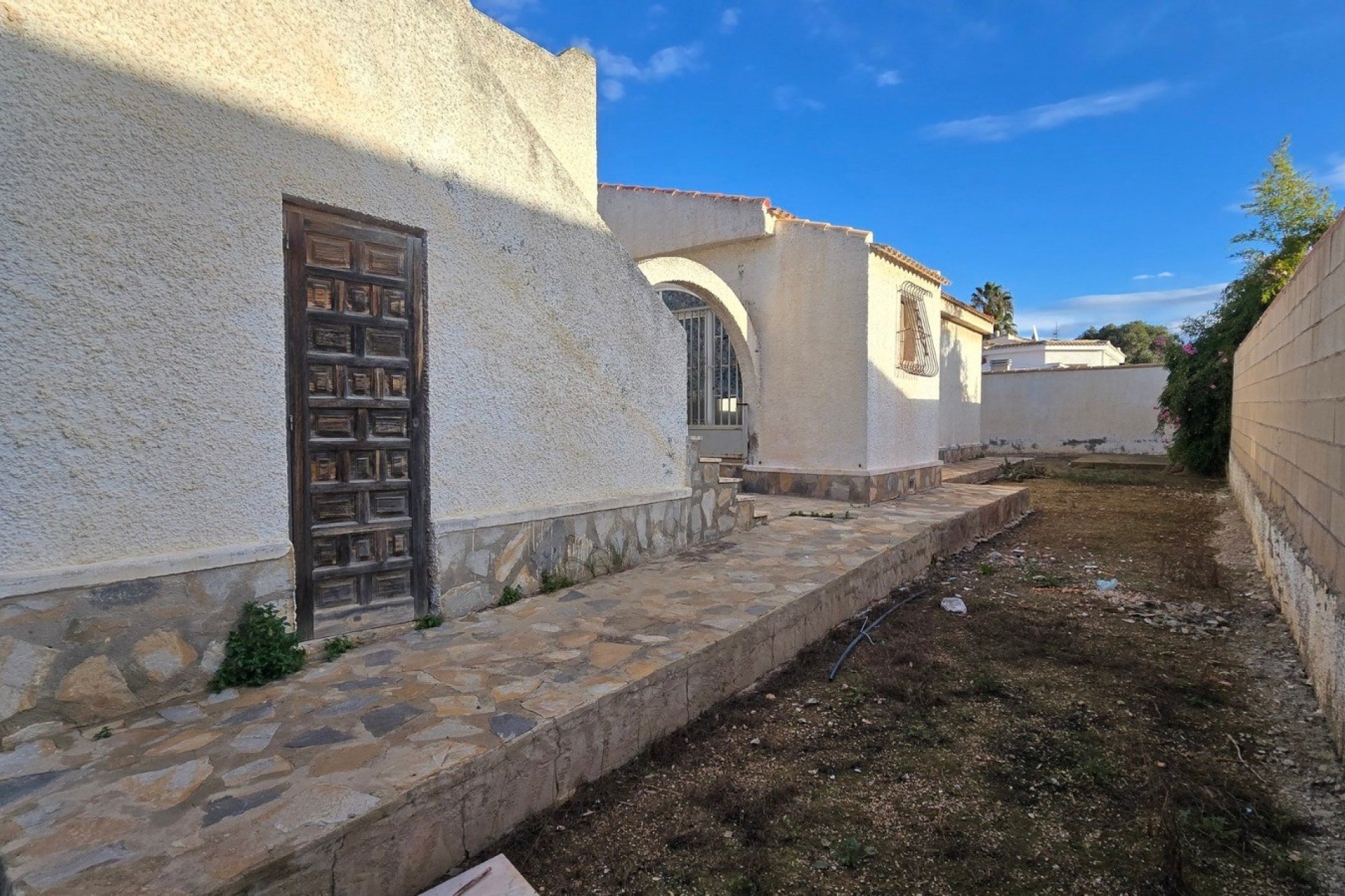 Resale - Villa -
Torrevieja - El Chaparal