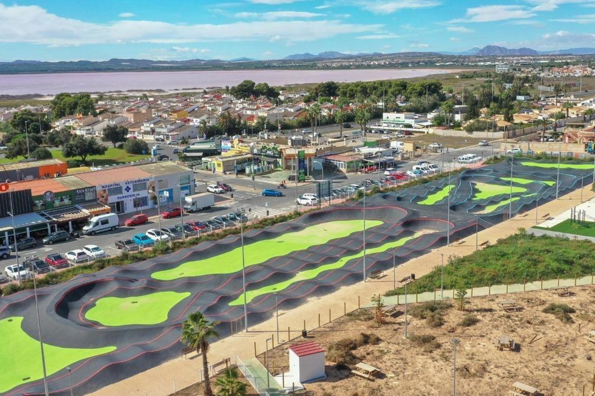 Resale - Villa -
Torrevieja - El Chaparral