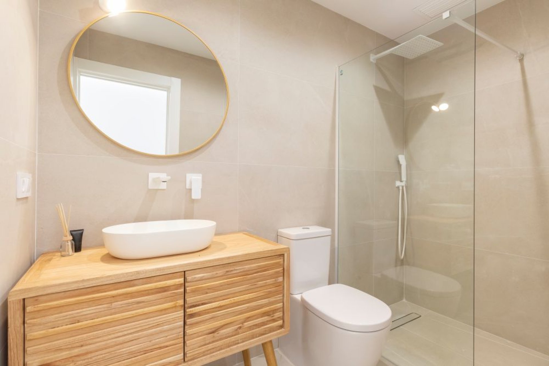 Resale - Villa -
Torrevieja - La Siesta - El Salado - Torreta