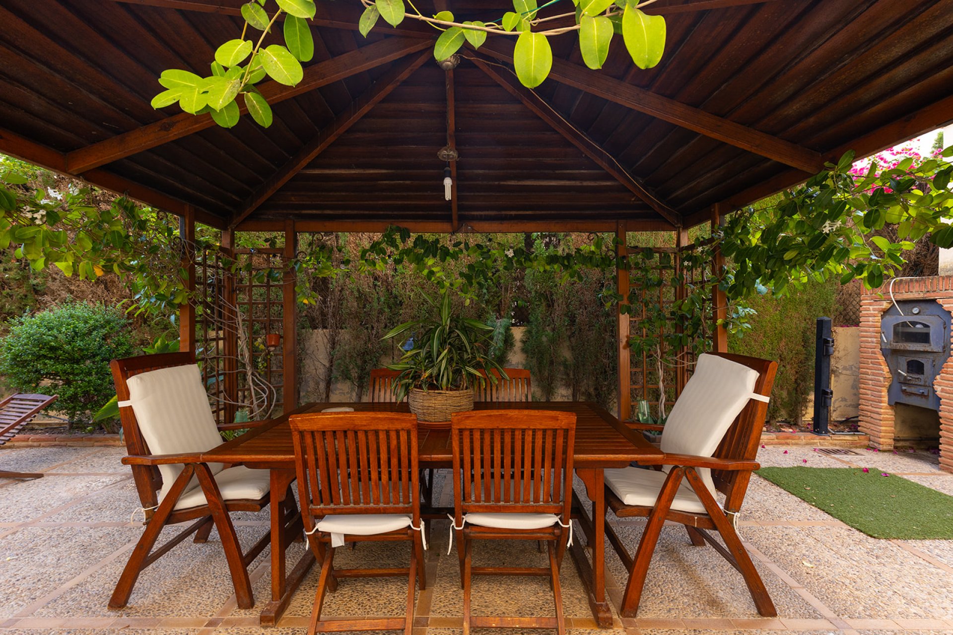 Resale - Villa -
Torrevieja - La Veleta