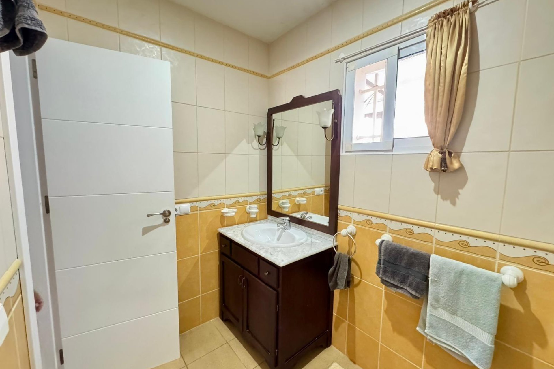 Resale - Villa -
Torrevieja - Los Altos