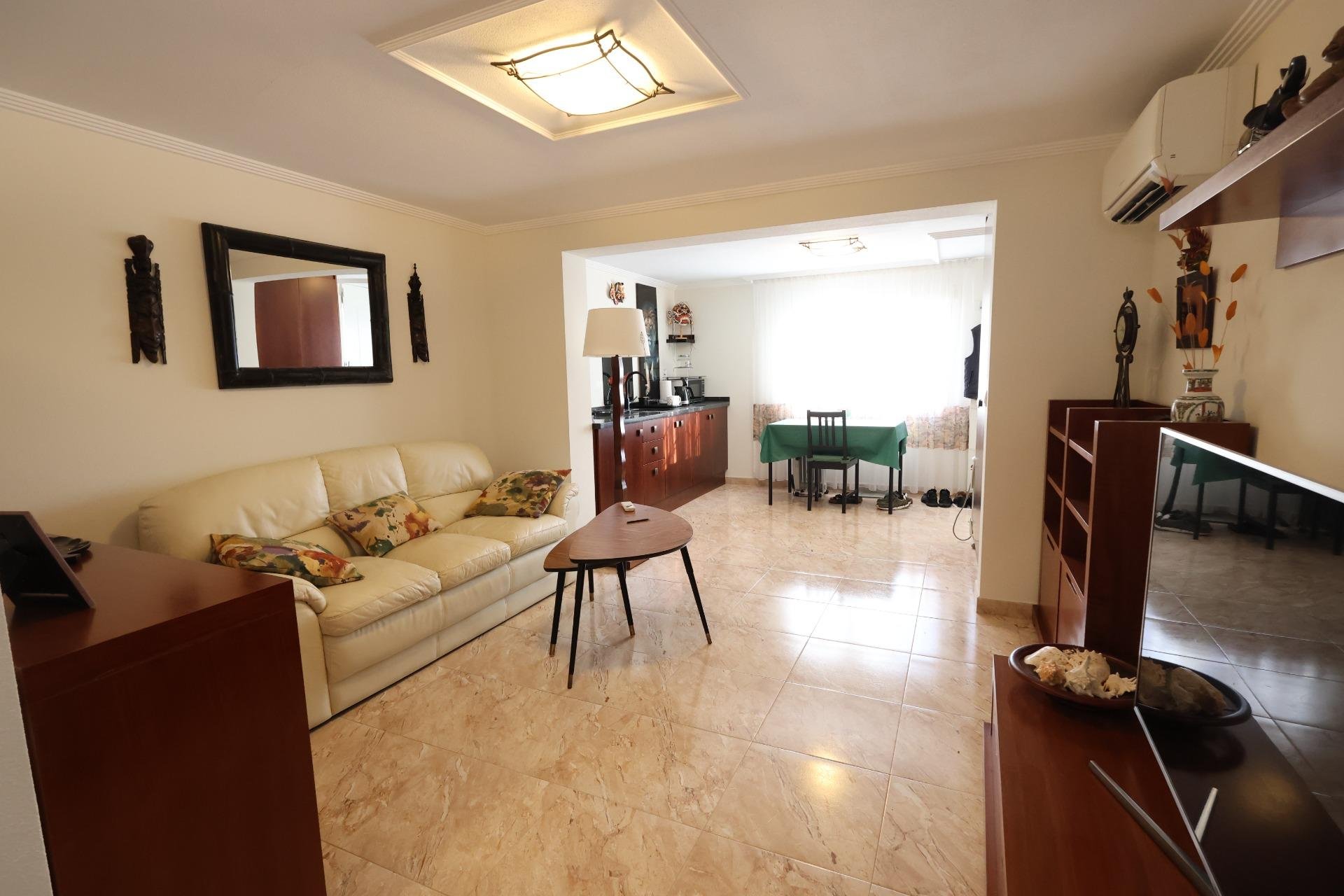 Resale - Villa -
Torrevieja - Los Balcones