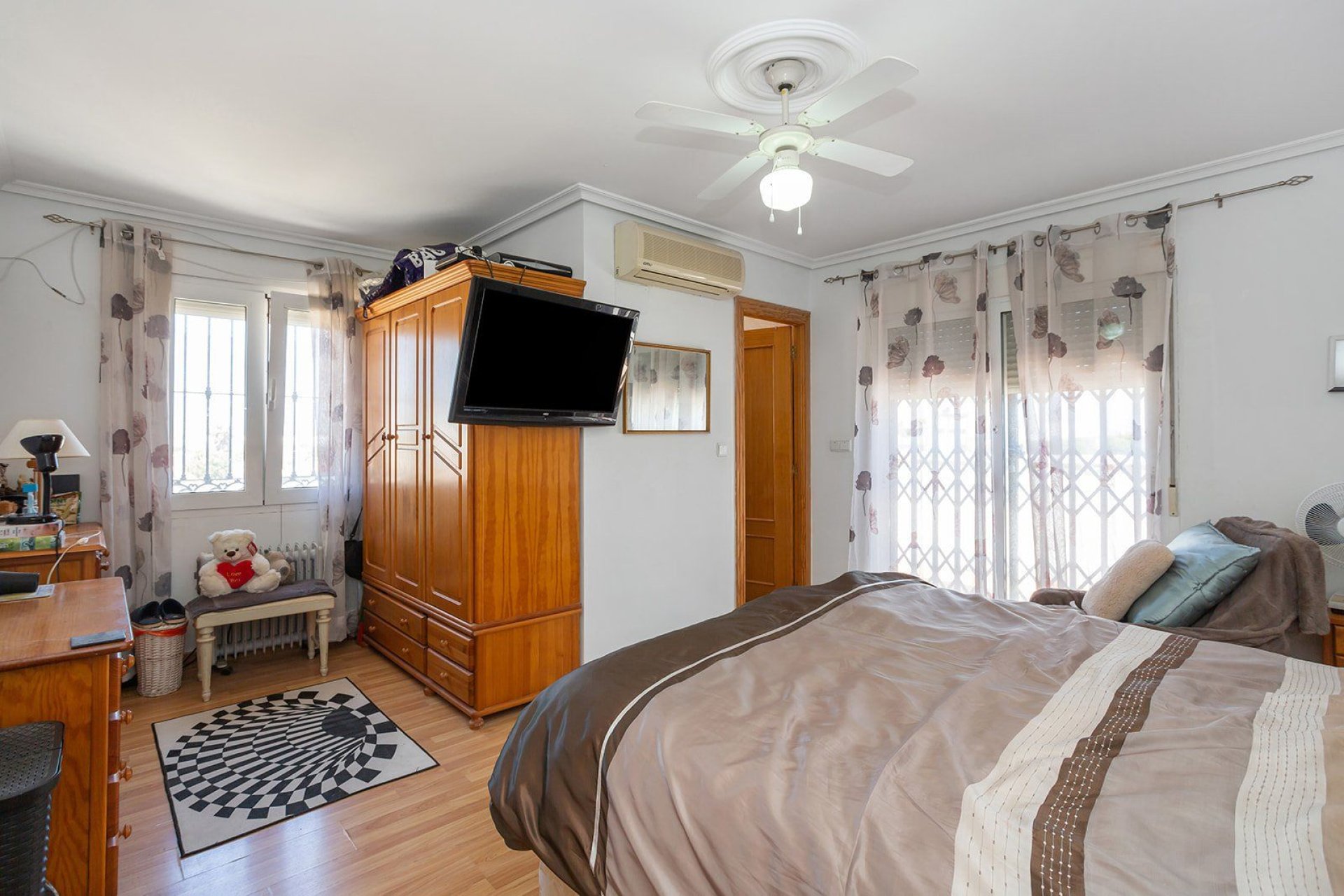 Resale - Villa -
Torrevieja - Los balcones