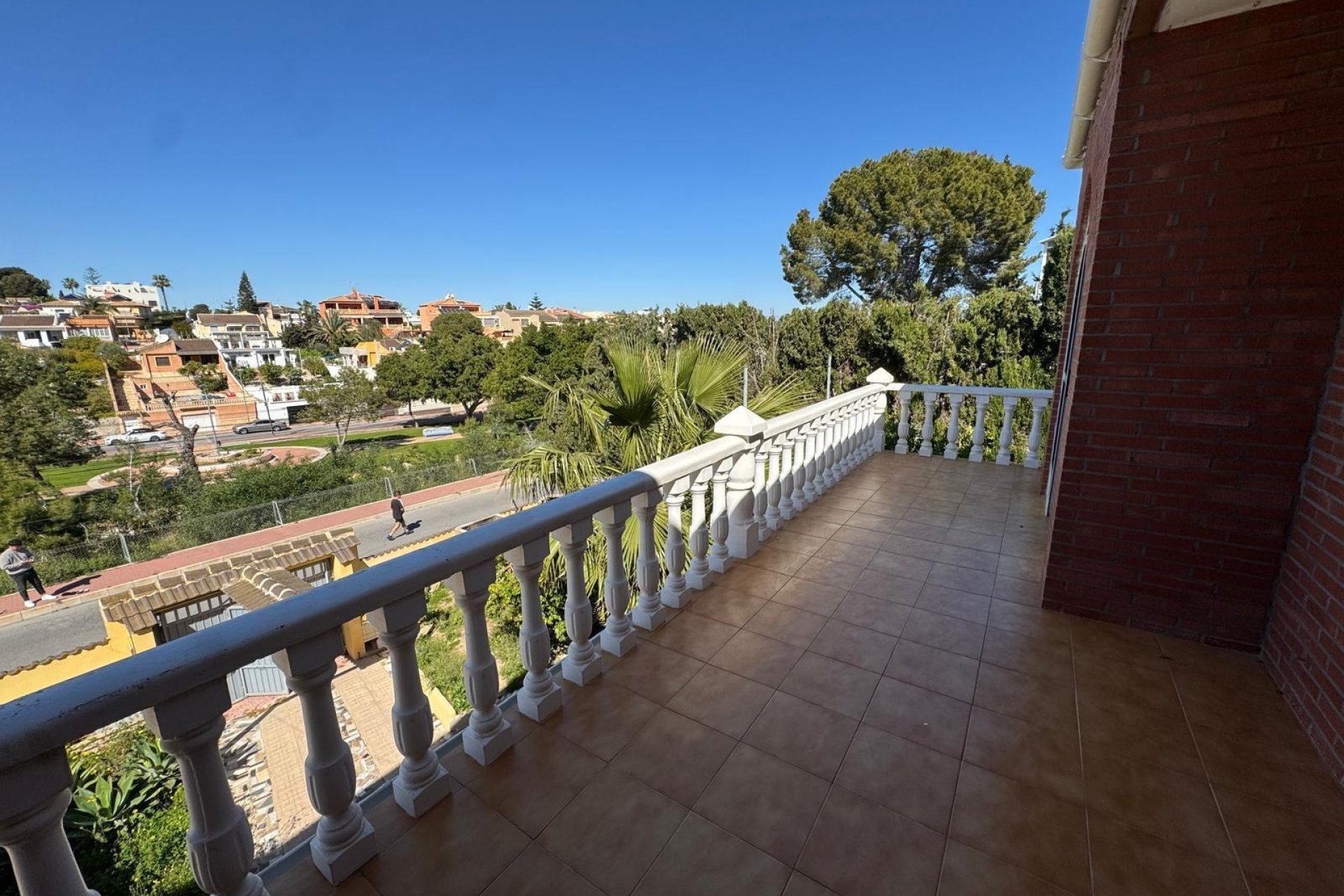 Resale - Villa -
Torrevieja - Los Balcones