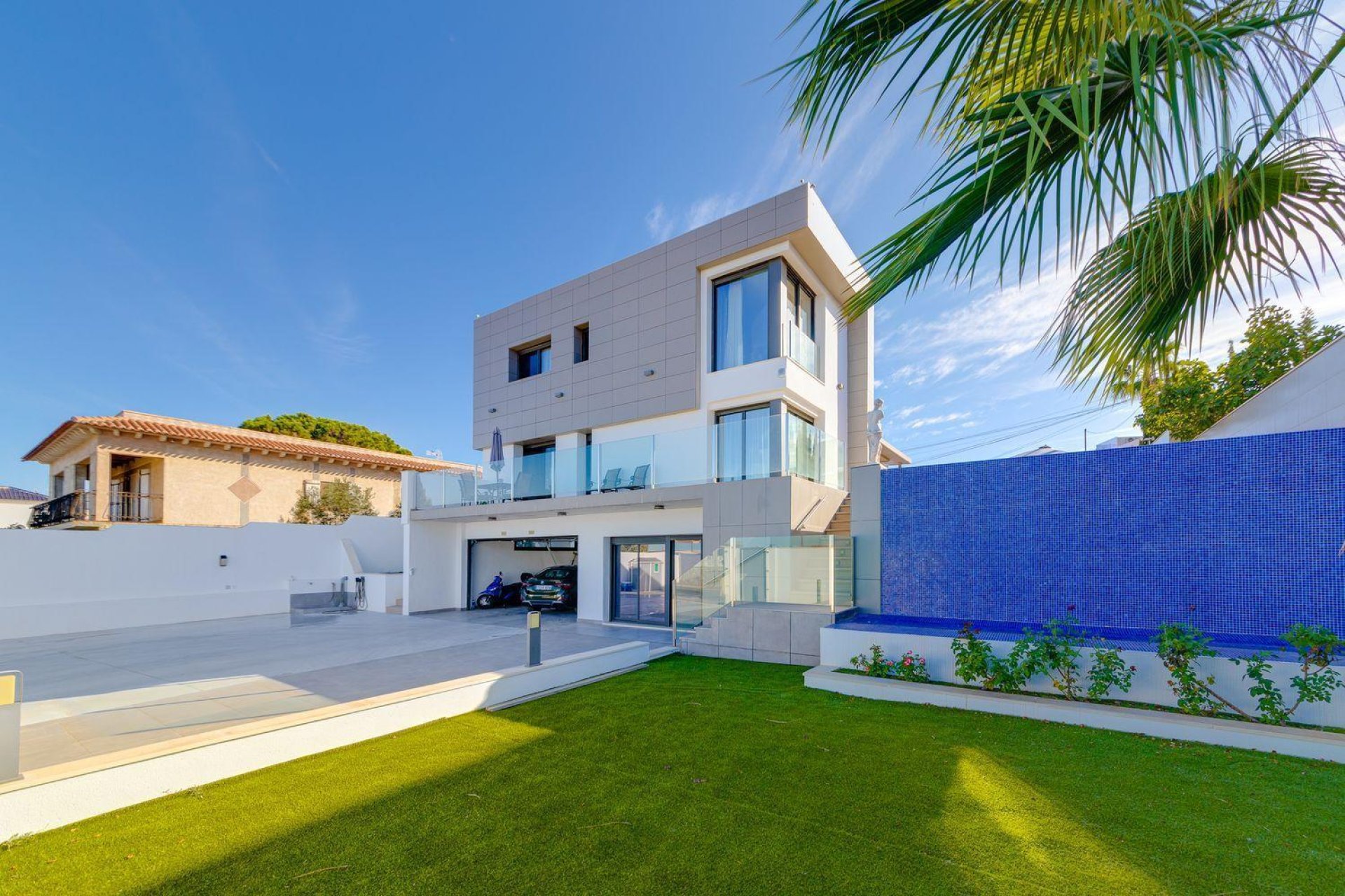 Resale - Villa -
Torrevieja - Los Balcones