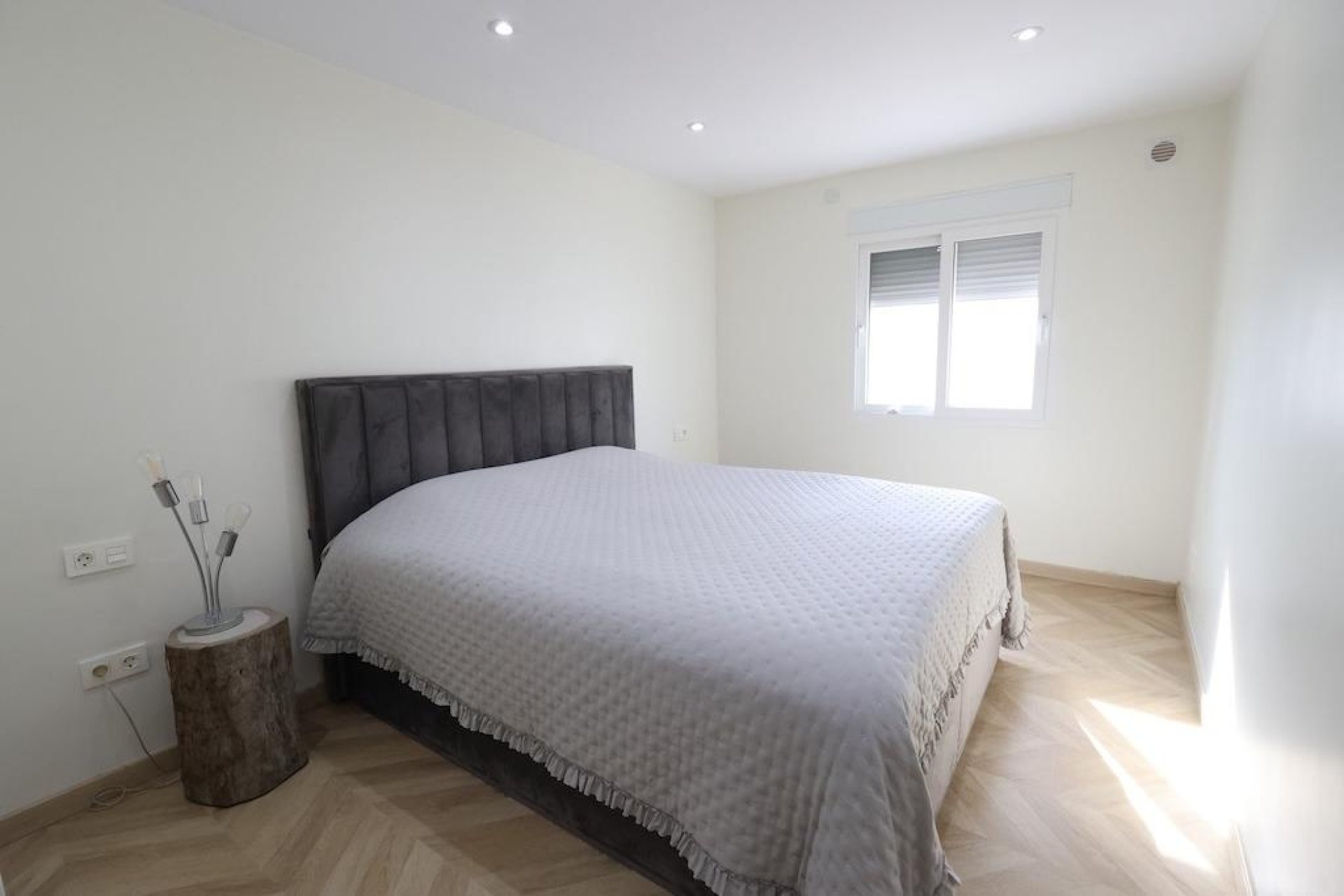 Resale - Villa -
Torrevieja - Los Balcones
