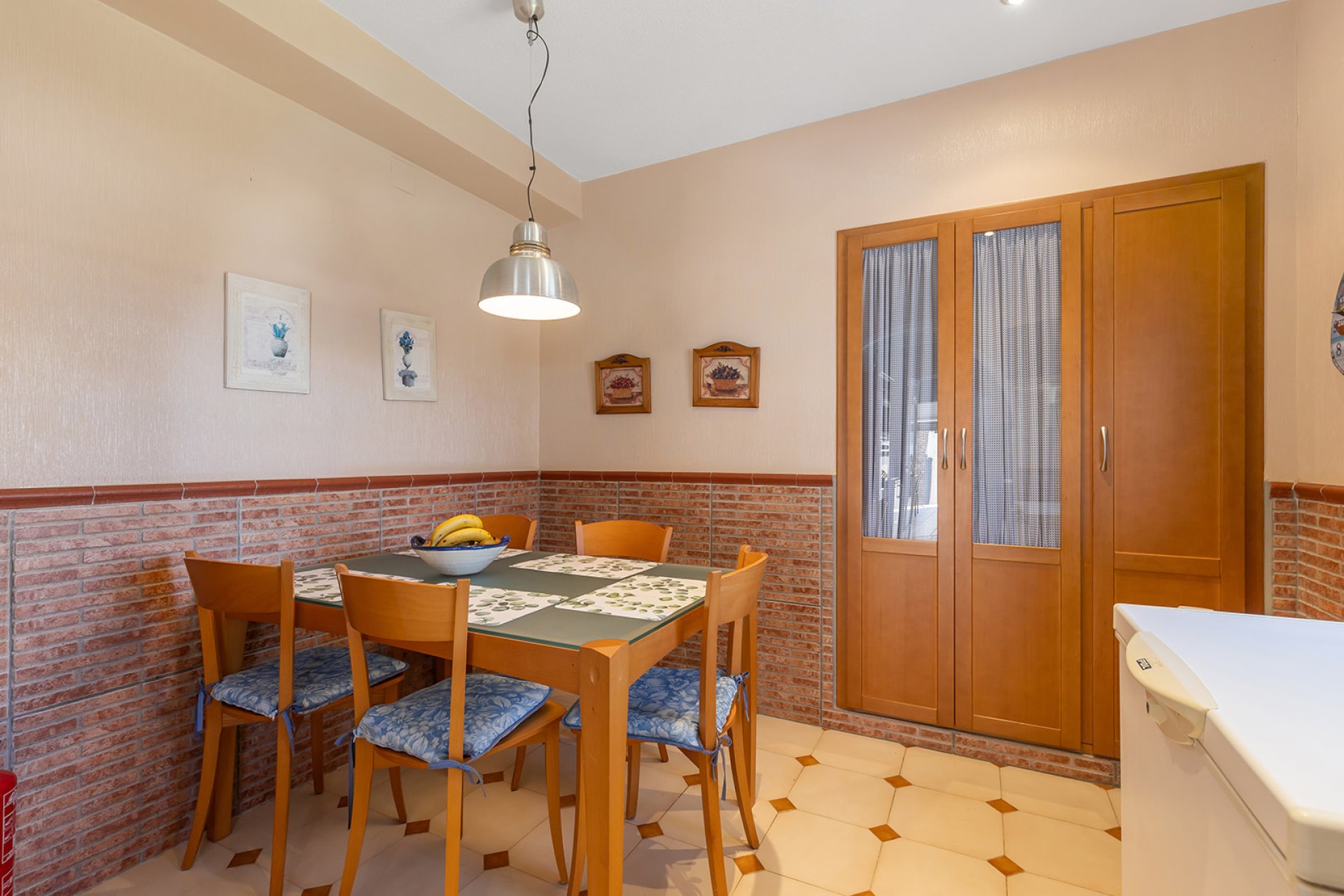 Resale - Villa -
Torrevieja - Rocio del mar