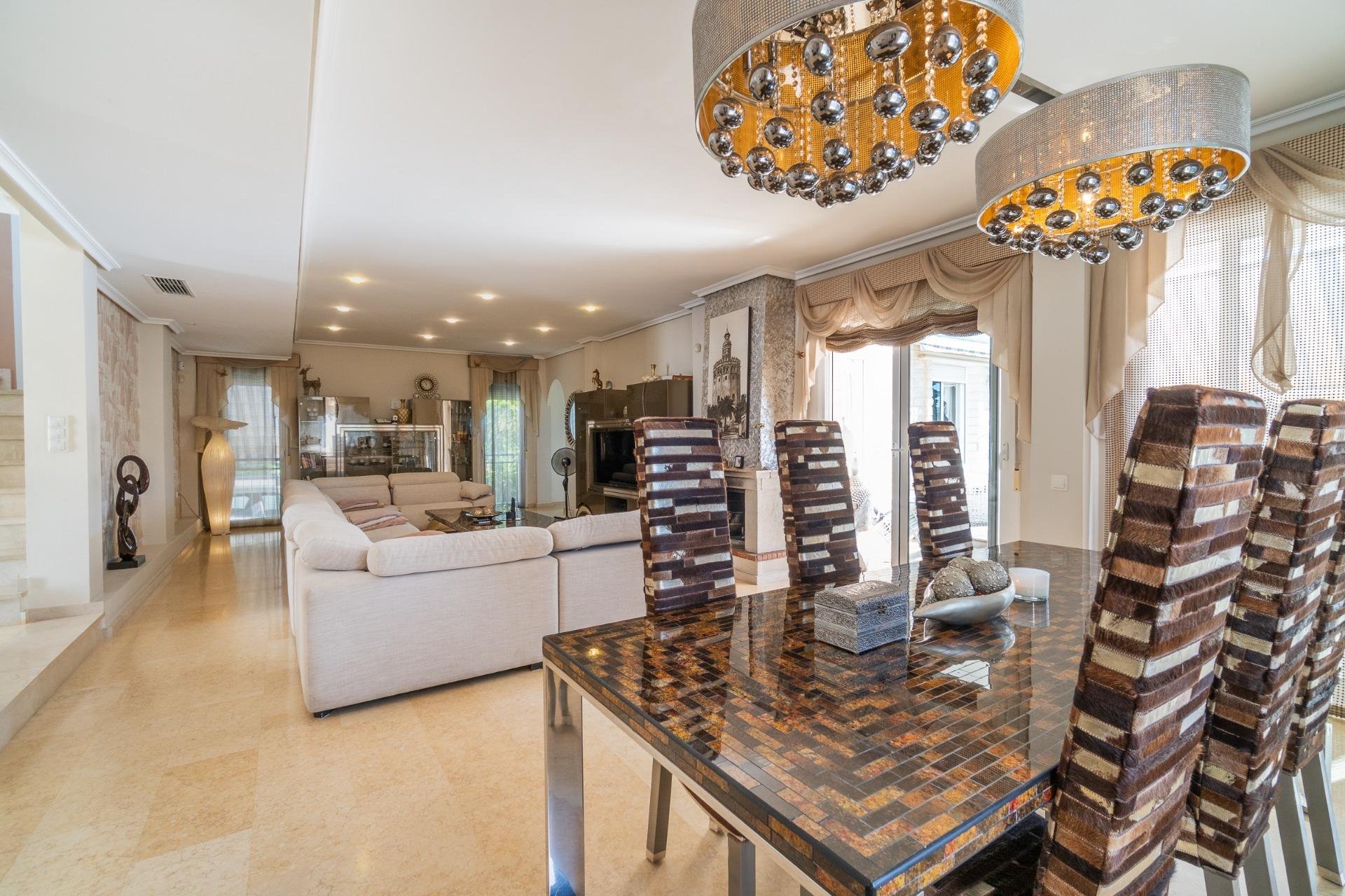 Resale - Villa -
Torrevieja - Torre la mata