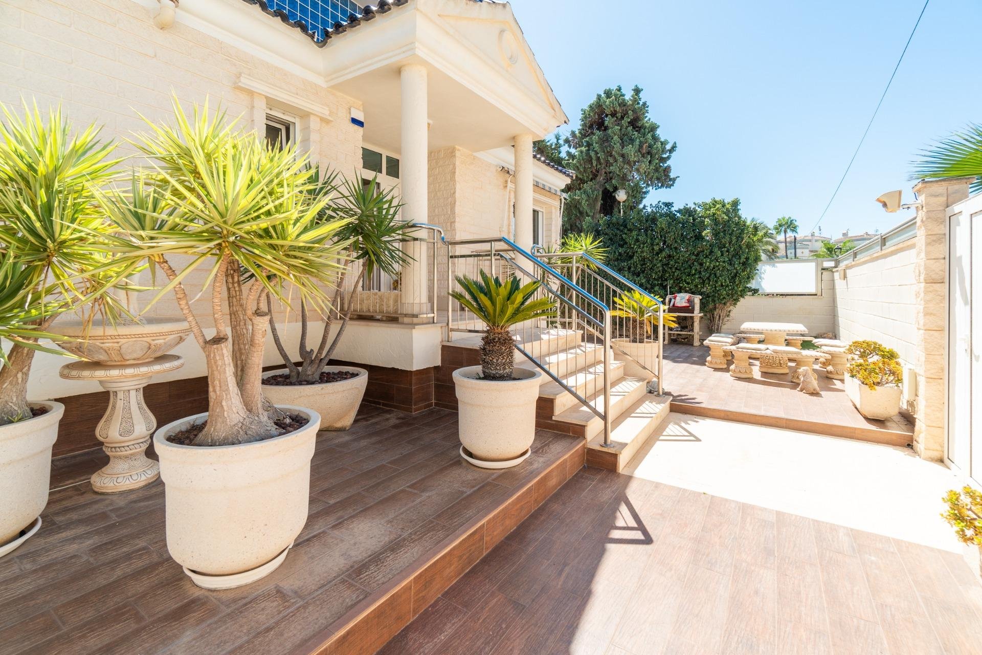 Resale - Villa -
Torrevieja - Torre la mata