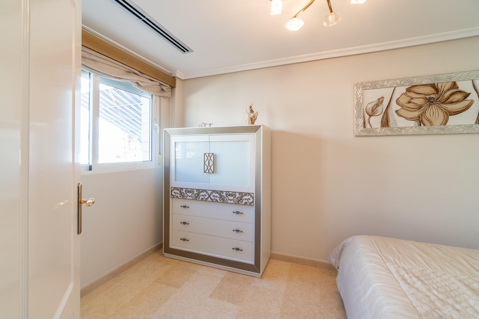 Resale - Villa -
Torrevieja - Torre la mata