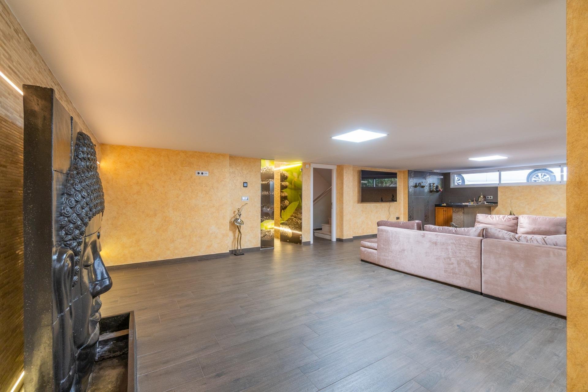 Resale - Villa -
Torrevieja - Torre la mata