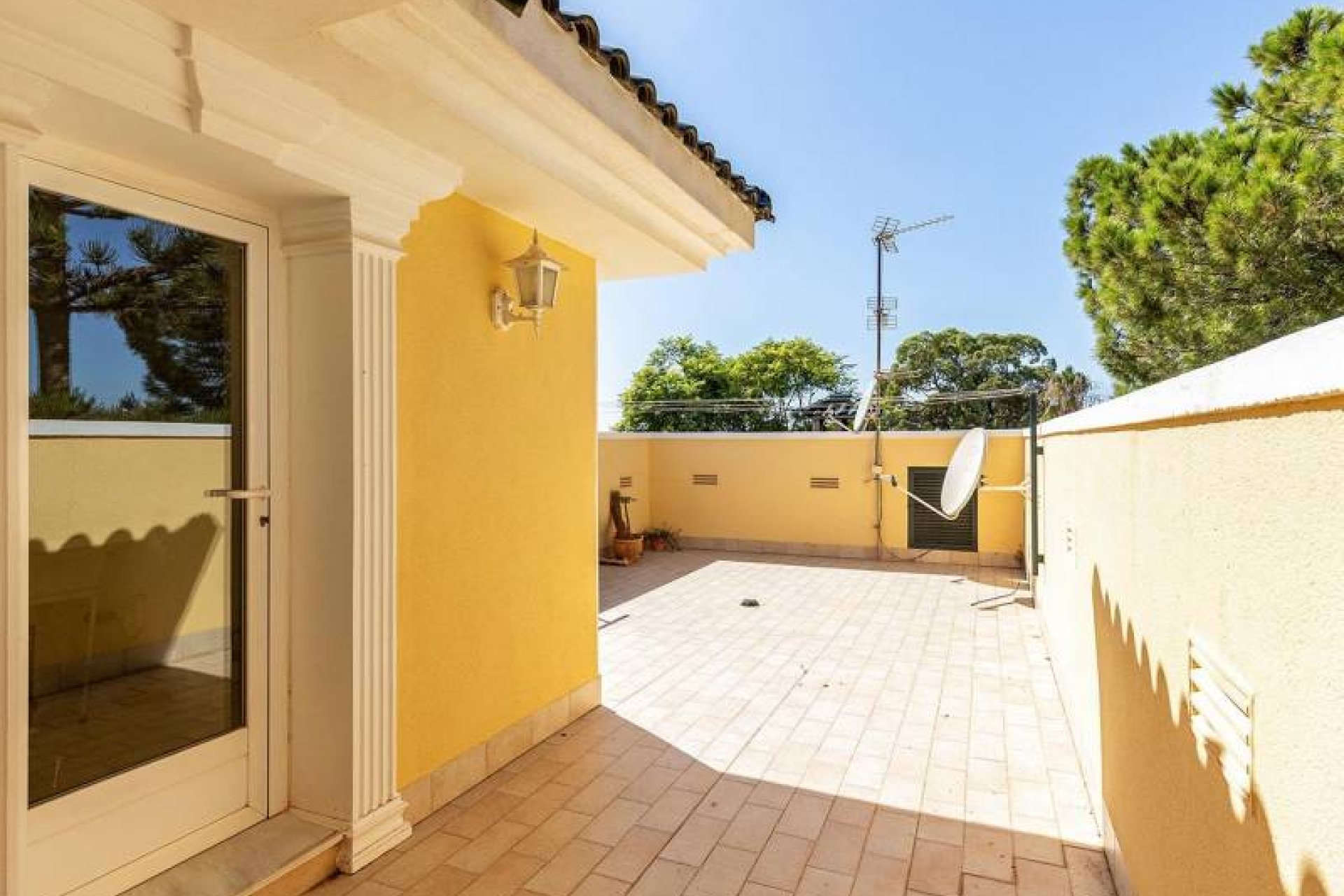 Resale - Villa -
Torrevieja - Torreta Florida