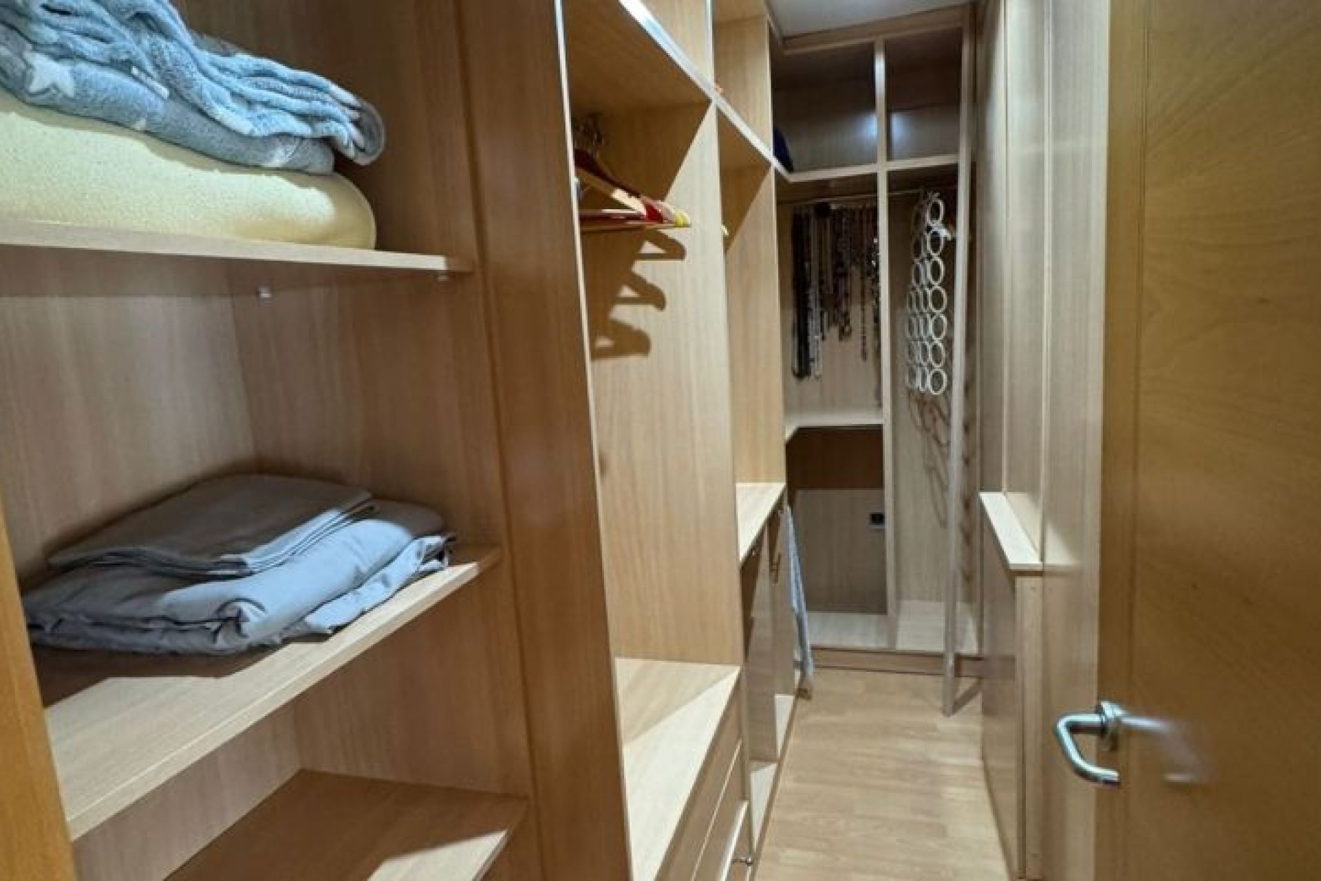 Resale - Villa -
Torrevieja