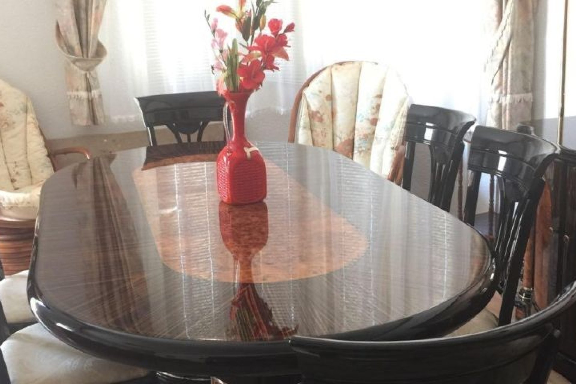 Resale - Villa -
Torrevieja