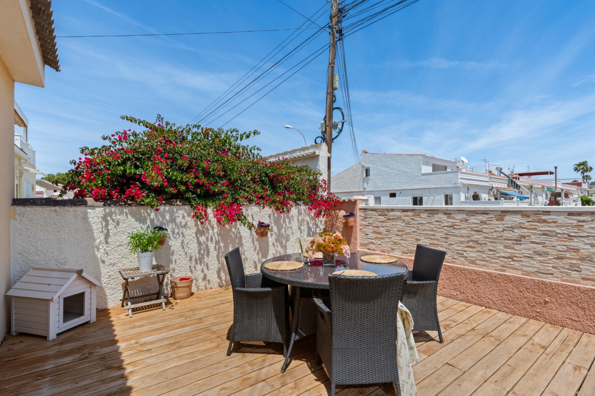 Resale - Villa -
Torrevieja