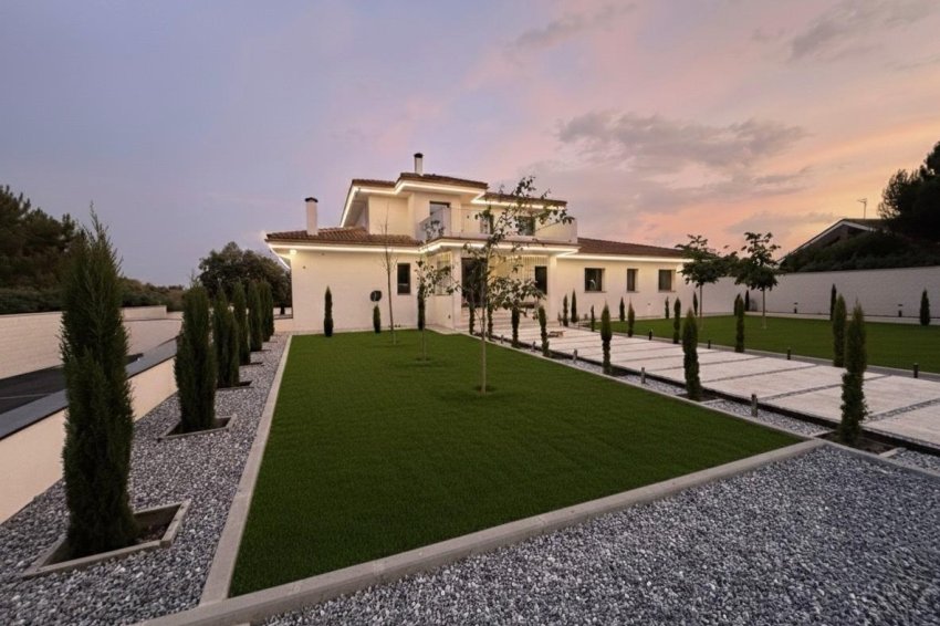 Resale - Villa -
Valdemorillo - Mojadillas - Parque de las Infantas - El Paraiso