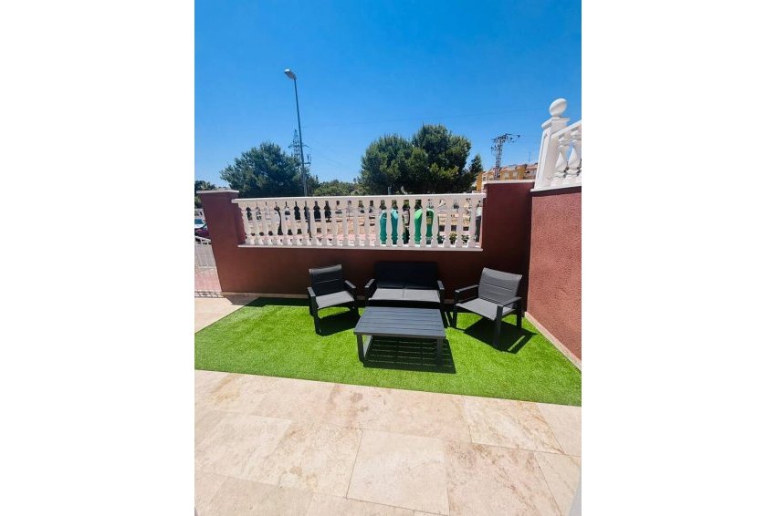 Resale - Villa -
Villamartin - Blue Lagoon