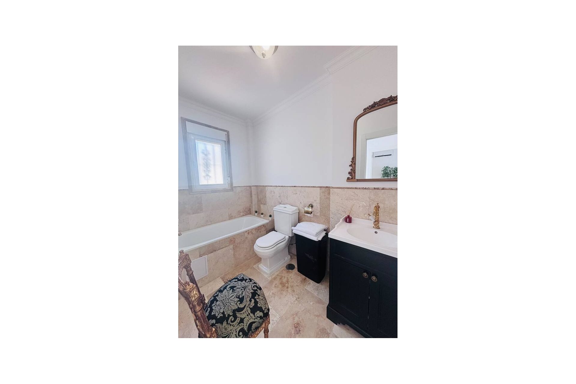 Resale - Villa -
Villamartin - Blue Lagoon