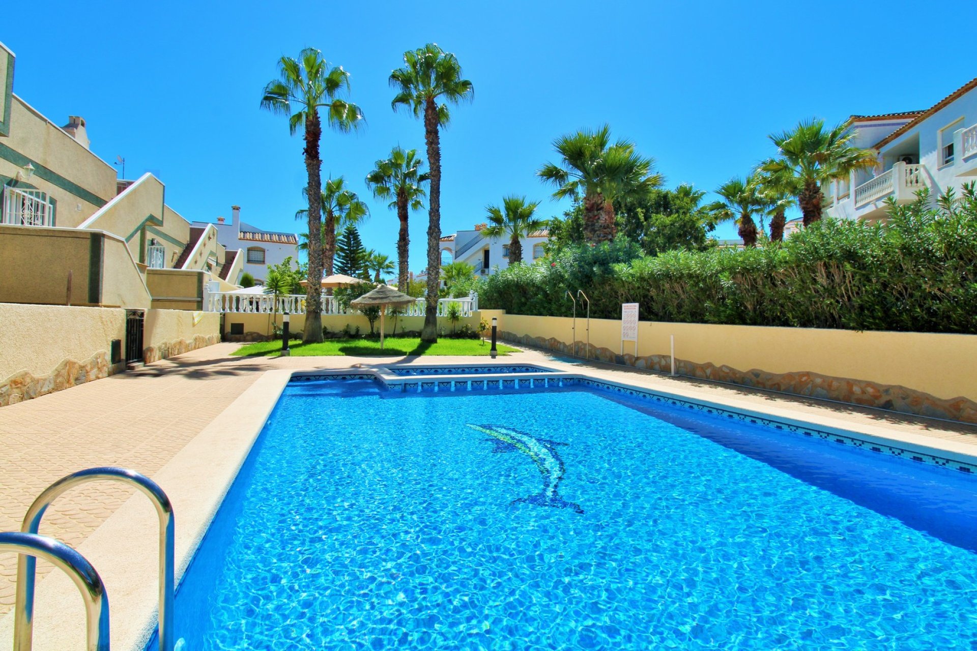 Resale - Villa -
Villamartin - Las Violetas