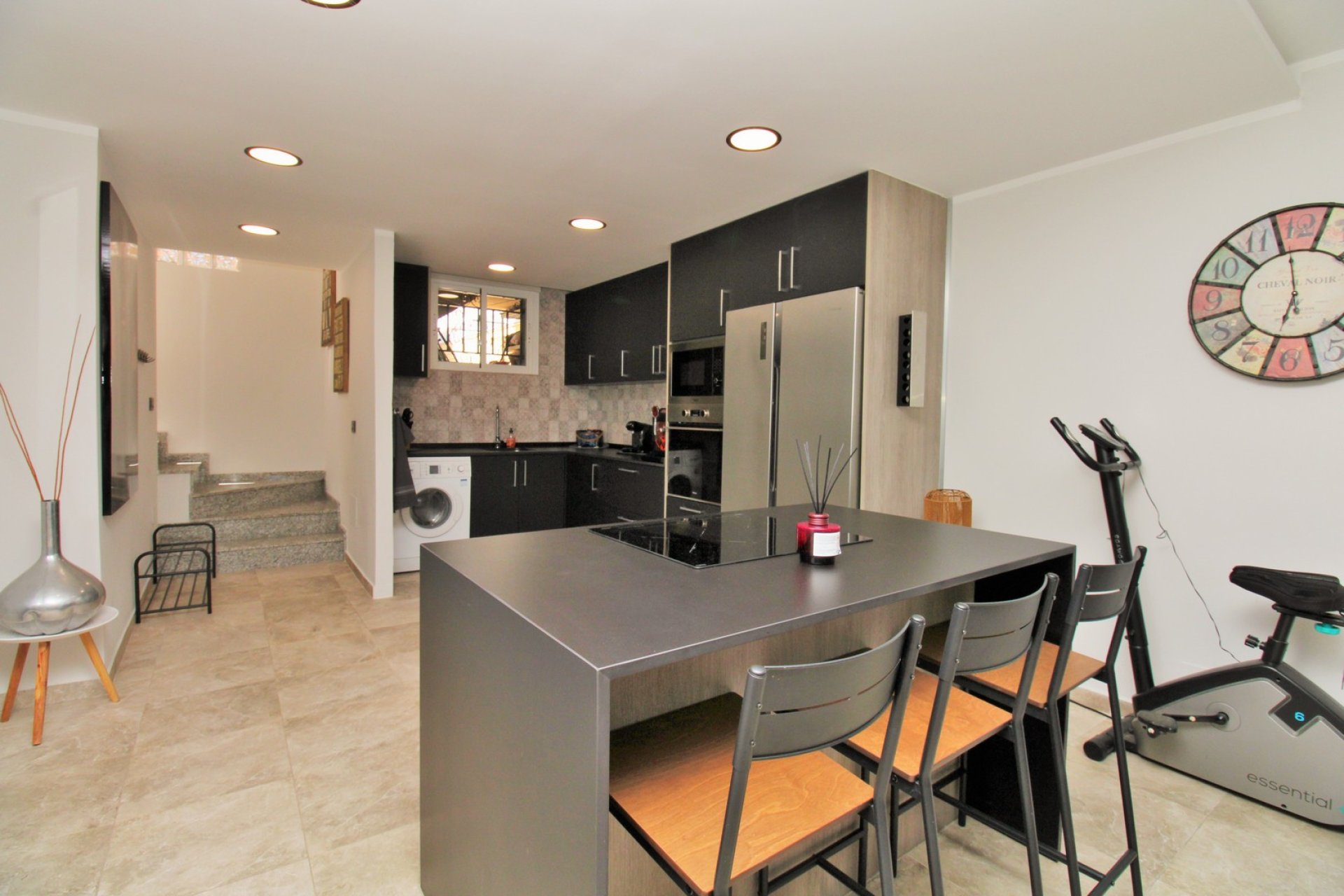 Resale - Villa -
Villamartin - Las Violetas
