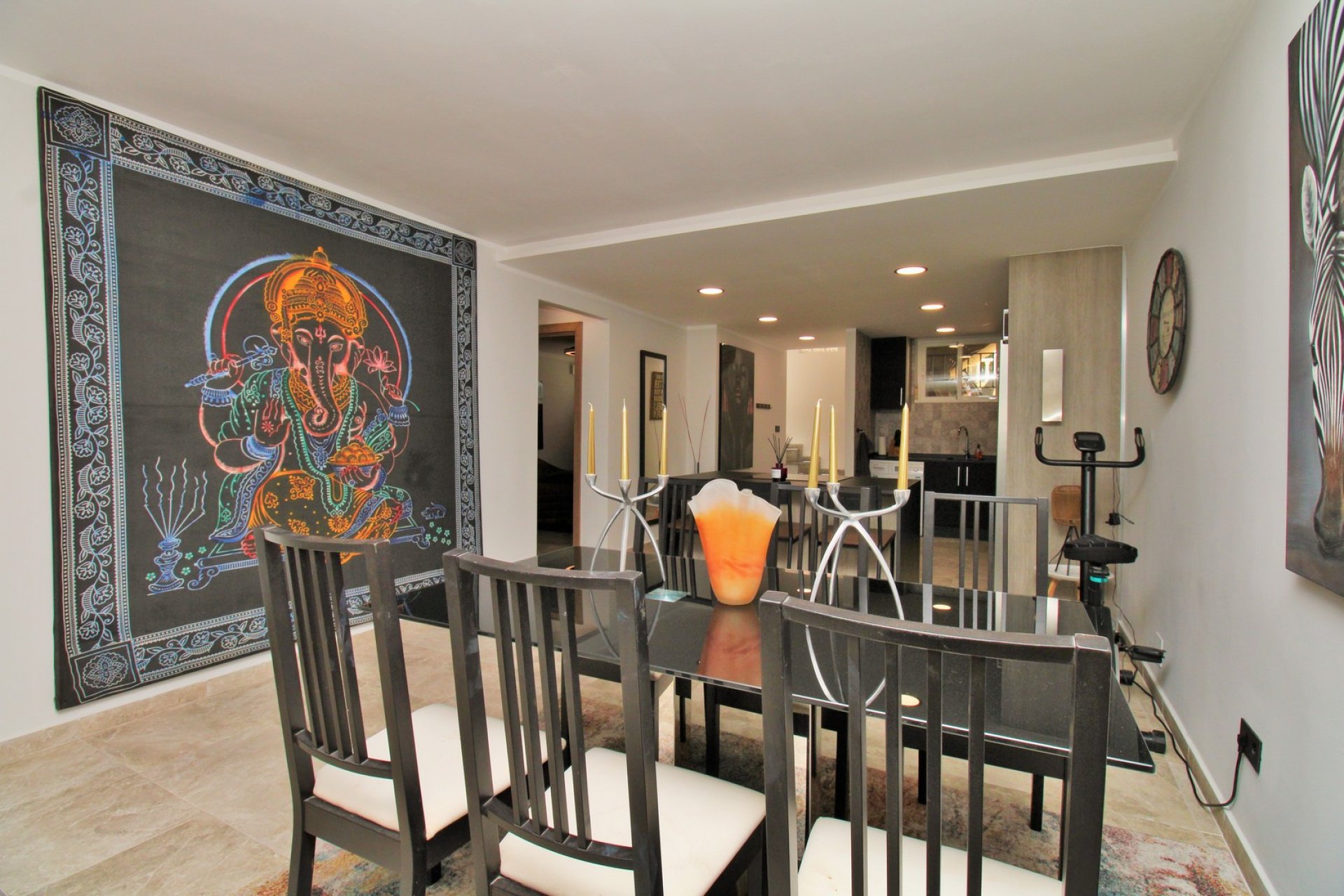 Resale - Villa -
Villamartin - Las Violetas
