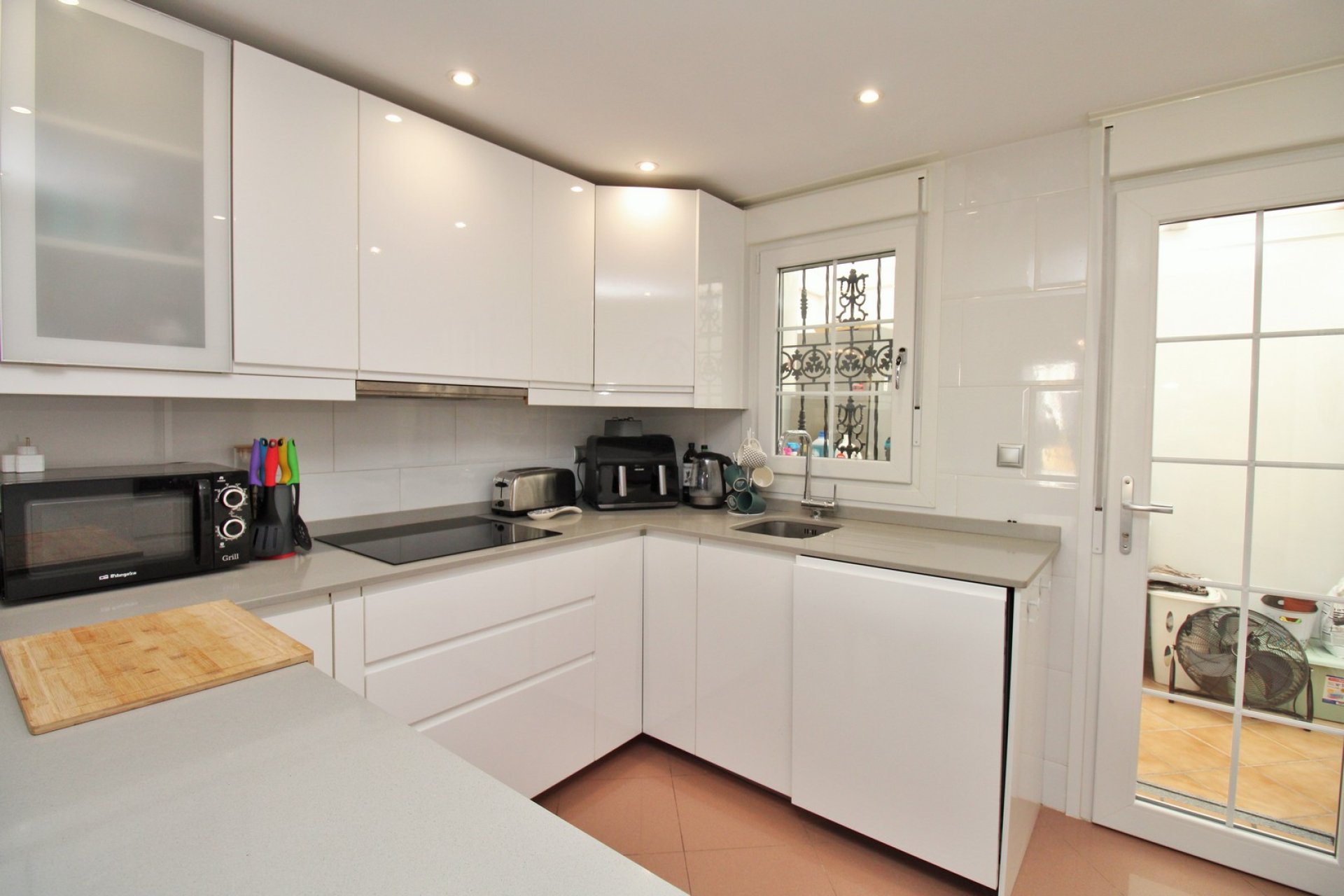 Resale - Villa -
Villamartin - Los Dolses