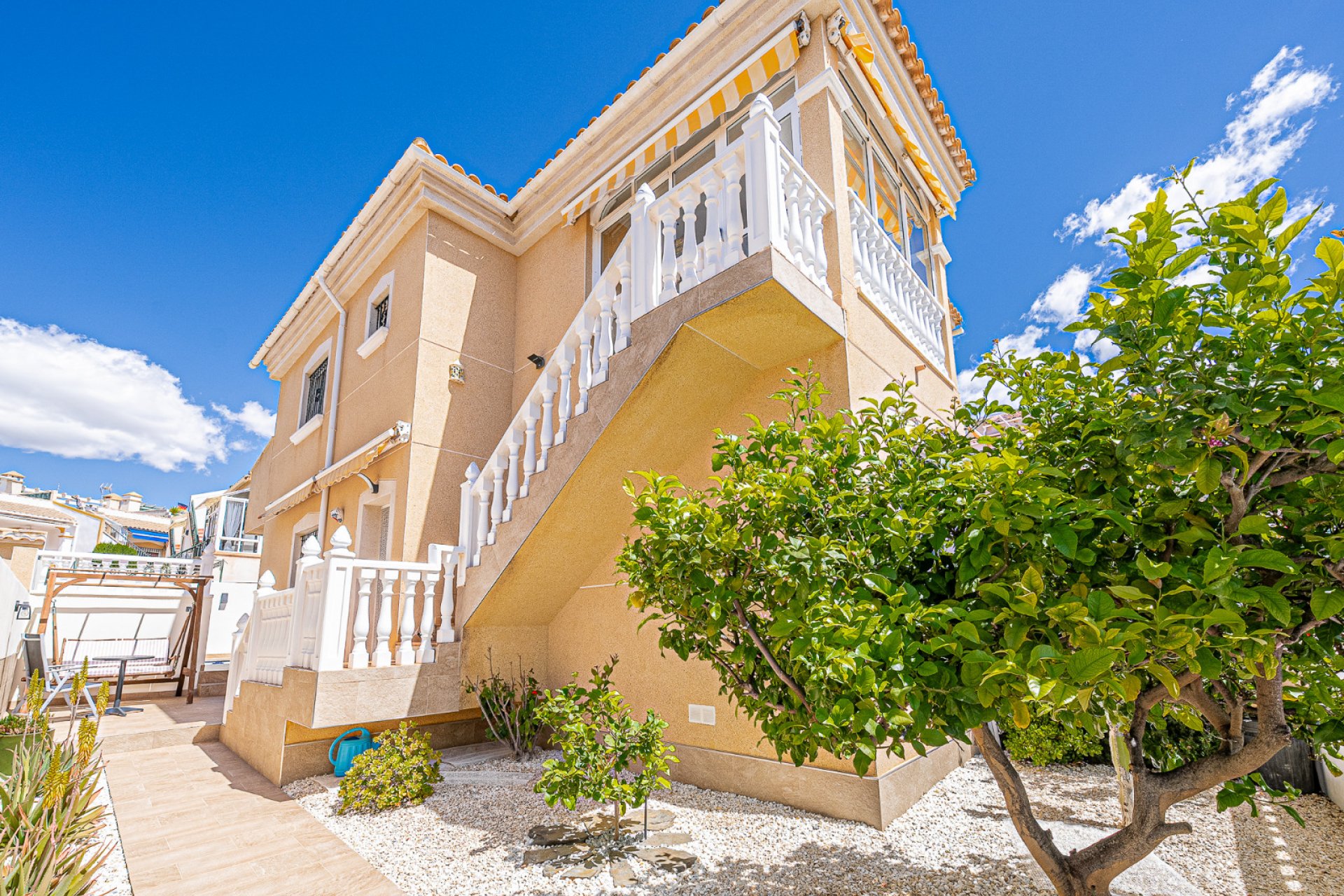 Resale - Villa -
Villamartin - Montegolf