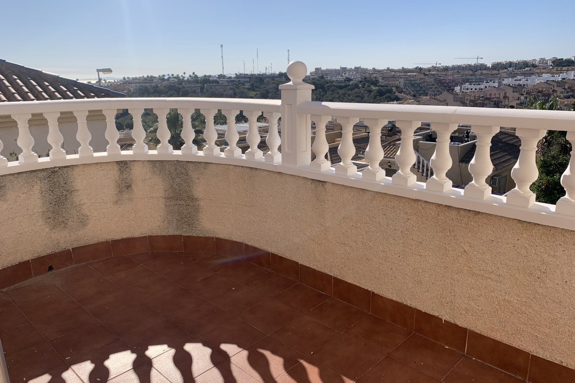 Resale - Villa -
Villamartin, Orihuela Costa - Villamartín