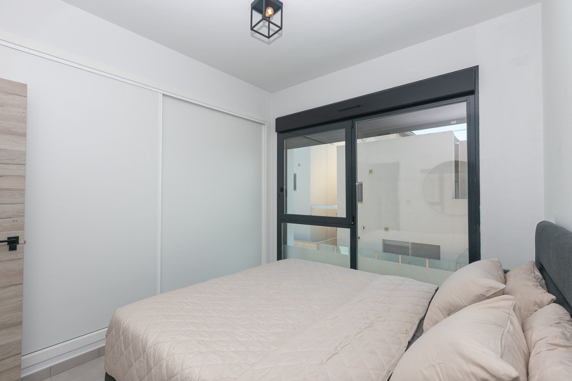 Resale - Villa -
Villamartin - Pau 26