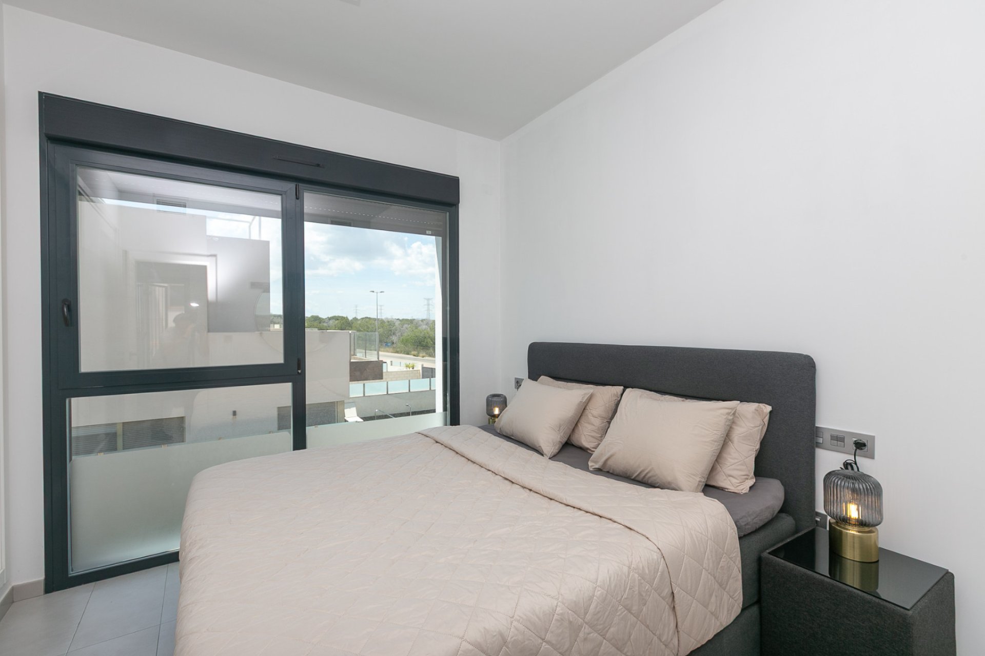Resale - Villa -
Villamartin - Pau 26