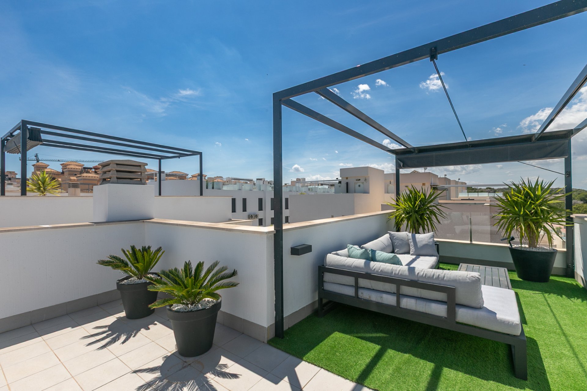 Resale - Villa -
Villamartin - Pau 26